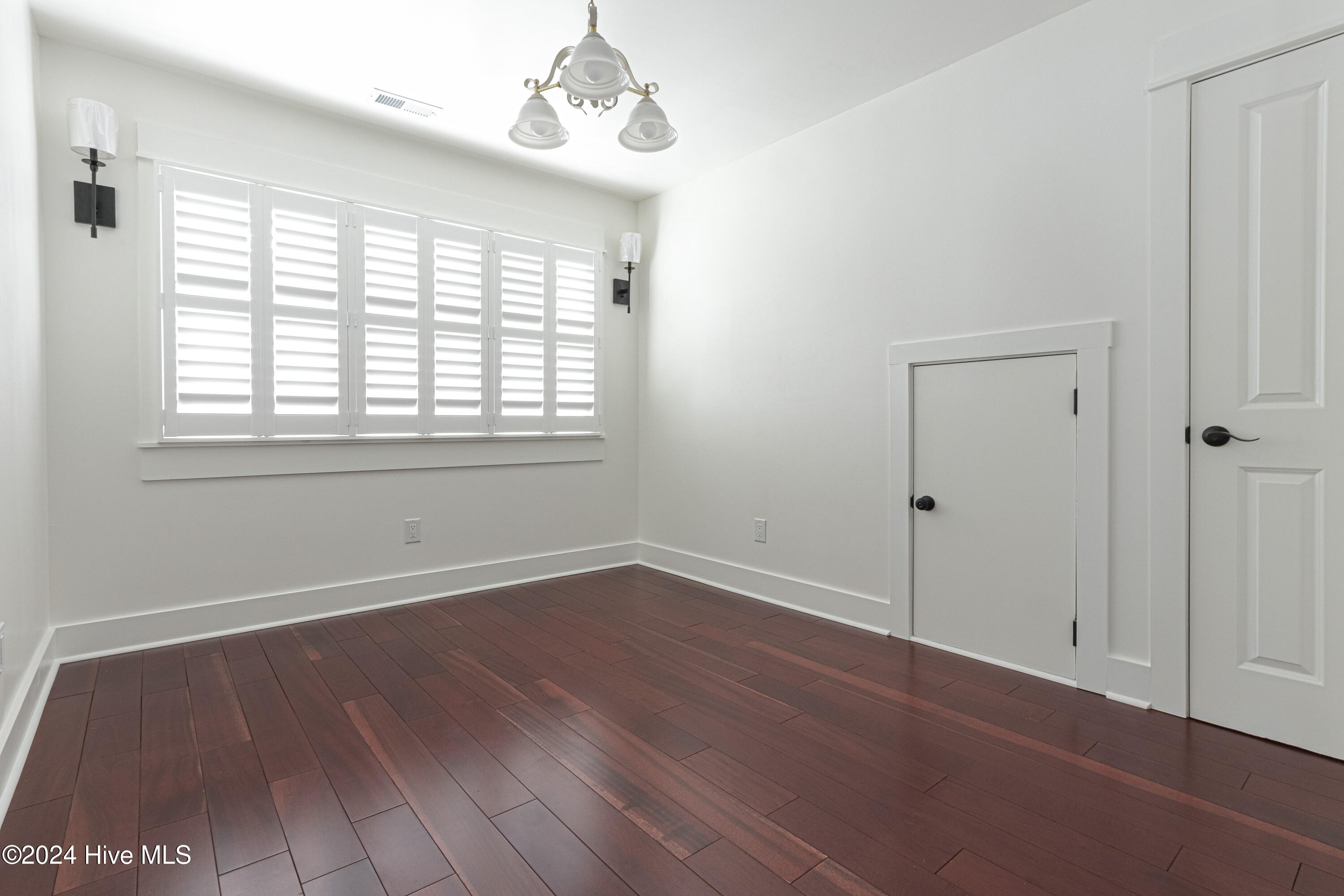 30 Medlin Road Property Photo 29