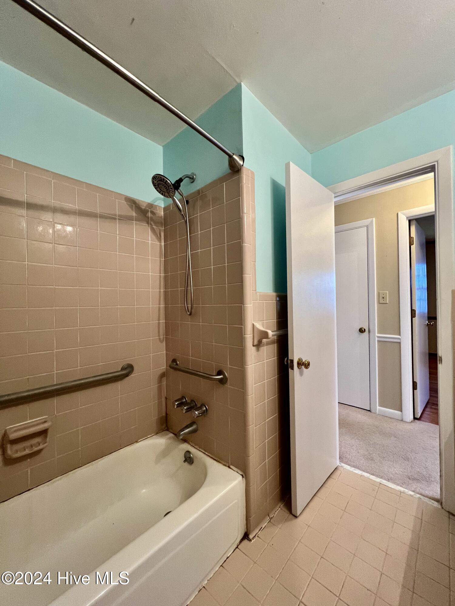 115 E Wyche Street Property Photo 14