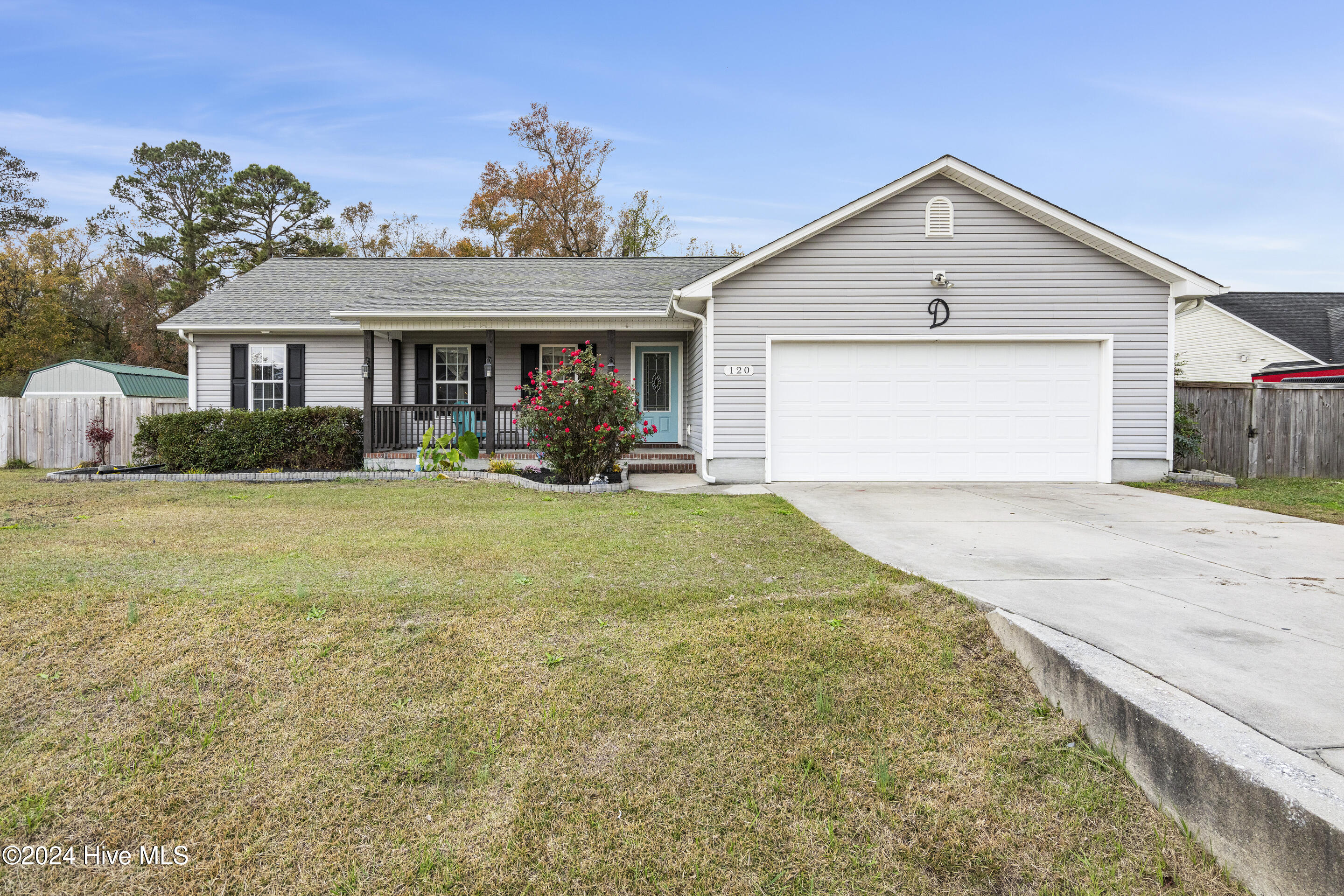 120 Killis Boulevard Property Photo 1