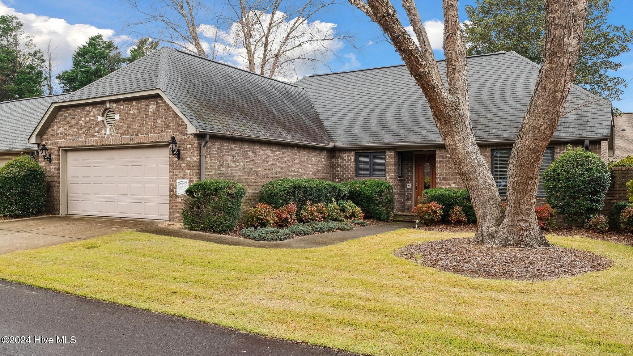 6 Chalford Place Property Photo 1