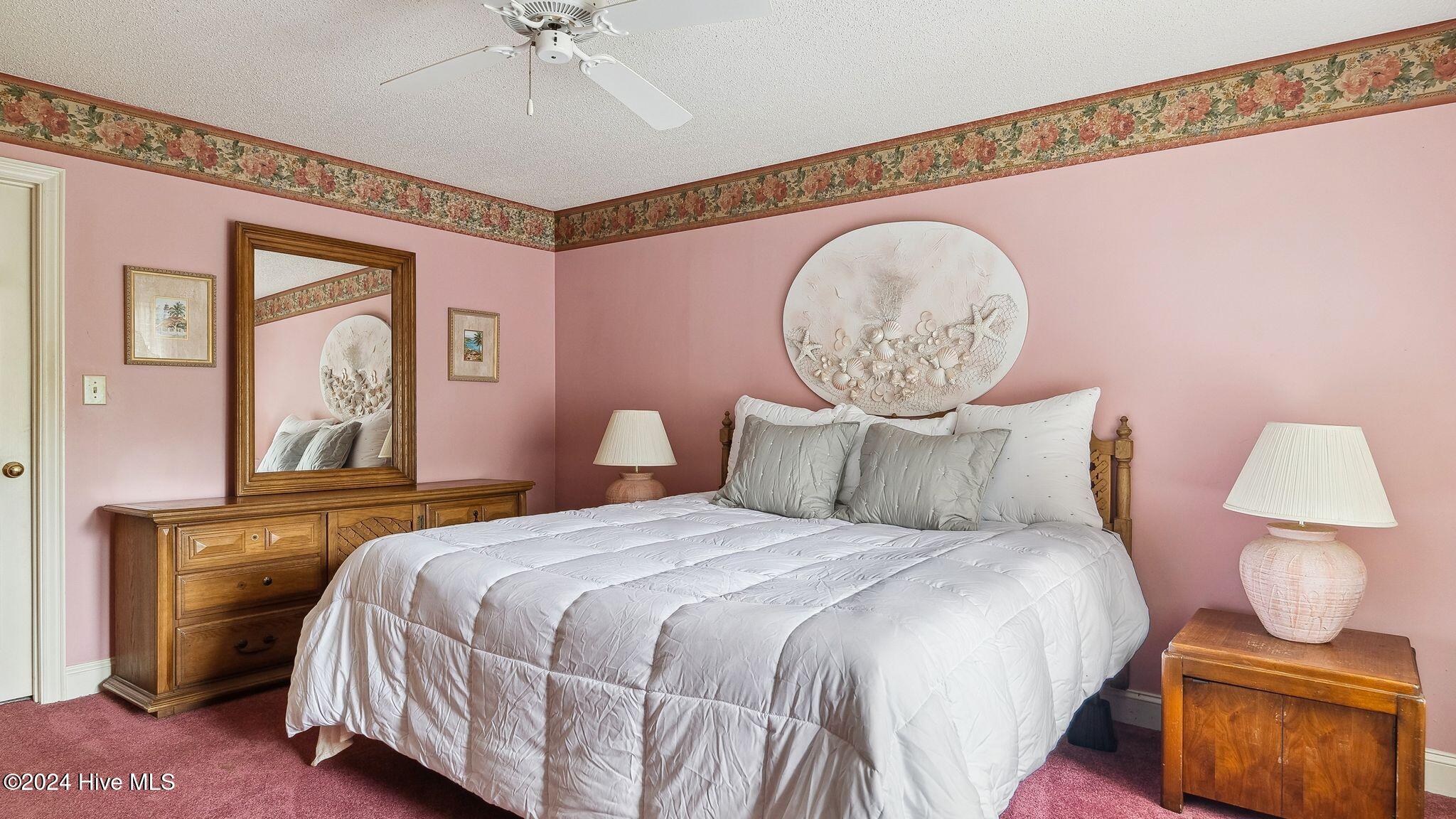 6 Chalford Place Property Photo 14