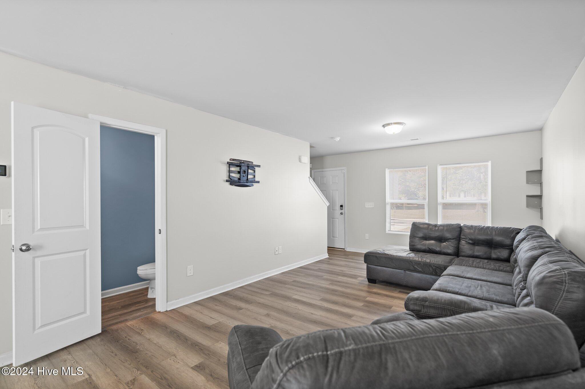 81 Shamrock Drive Property Photo 3