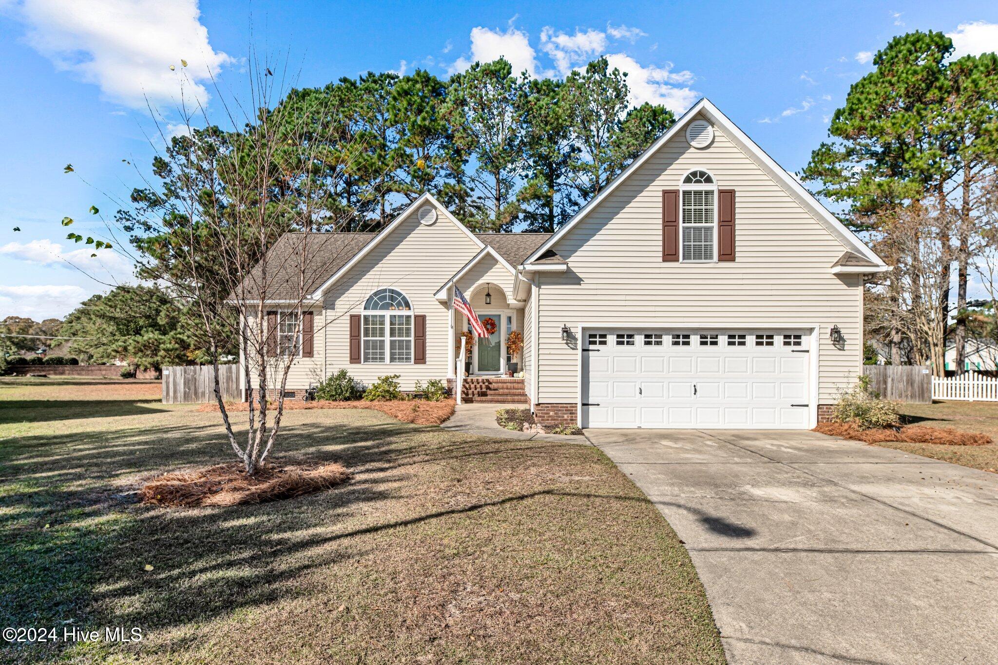 114 Iverson Lane Property Photo