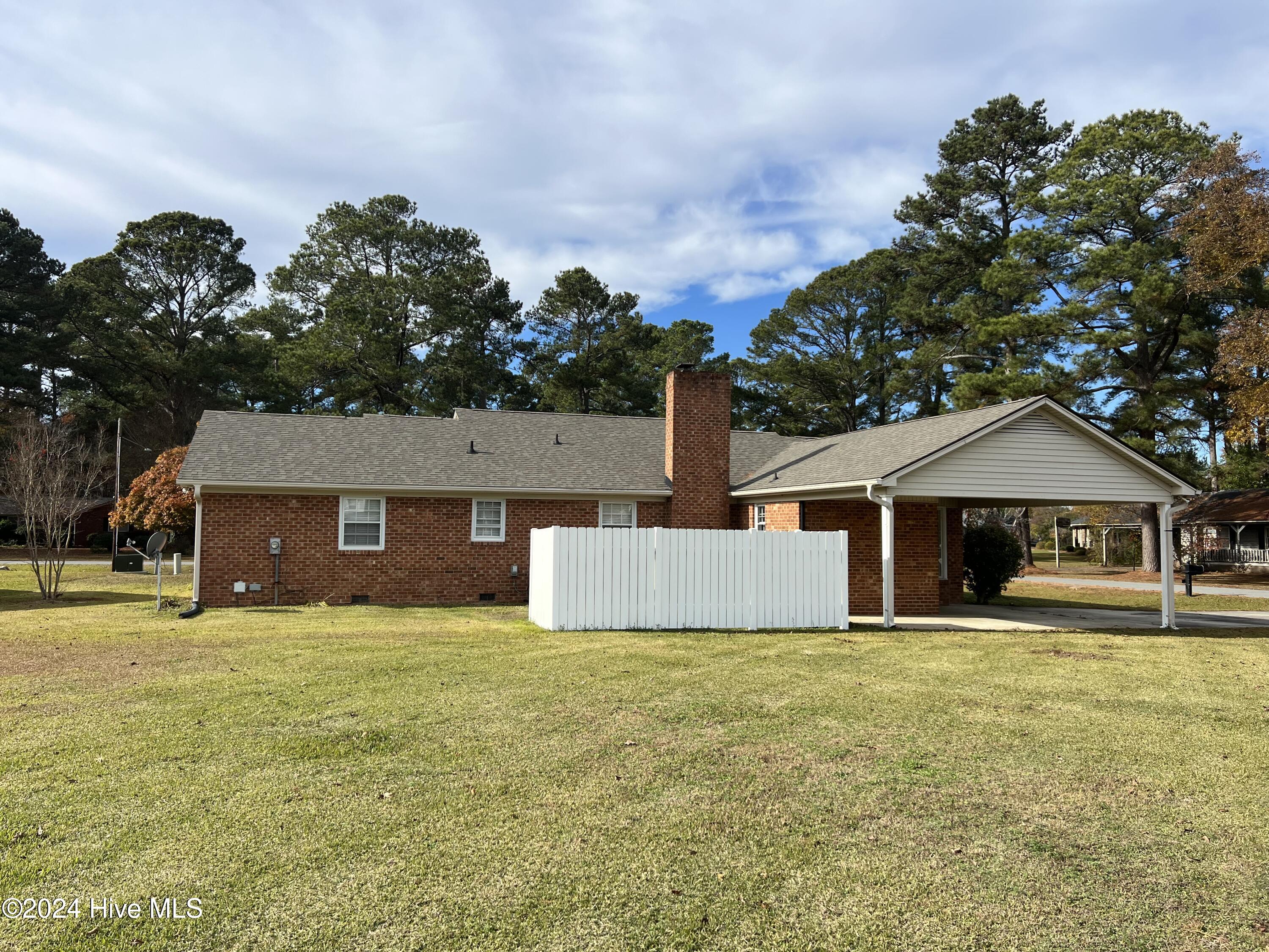 706 Walking Stick Trail Property Photo 5