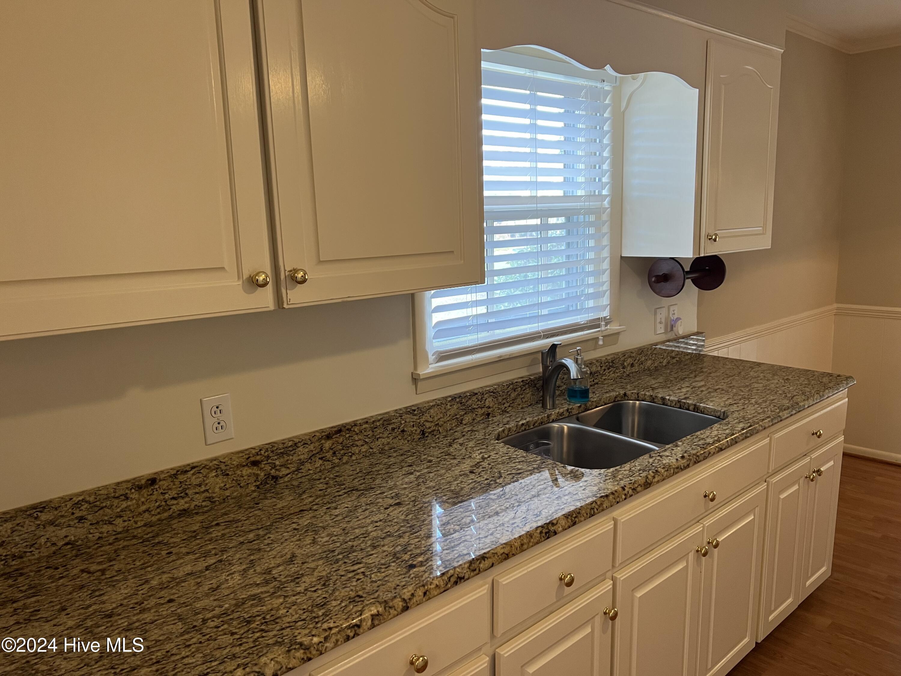 706 Walking Stick Trail Property Photo 13