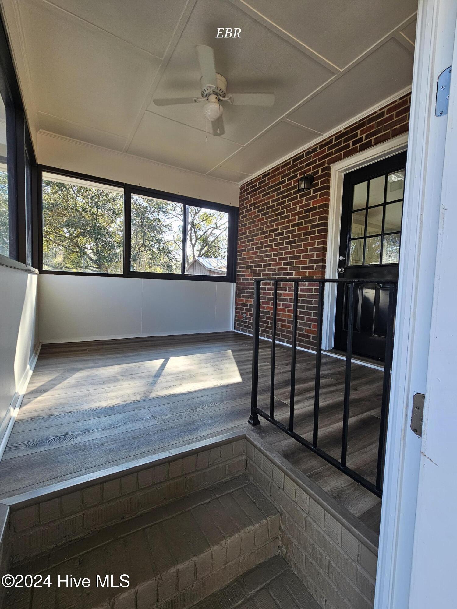 198 E Boiling Spring Road Property Photo 8