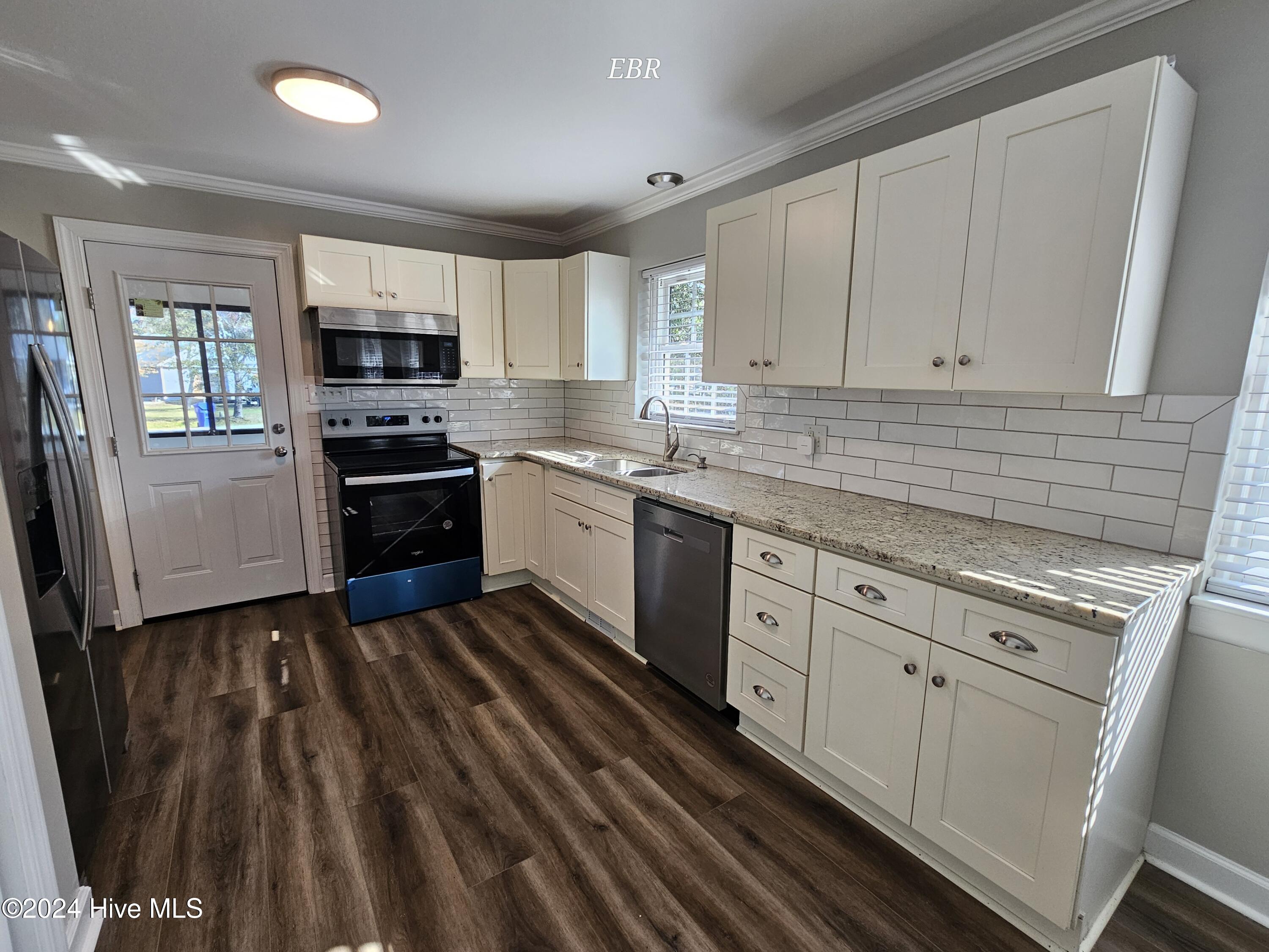 198 E Boiling Spring Road Property Photo 9