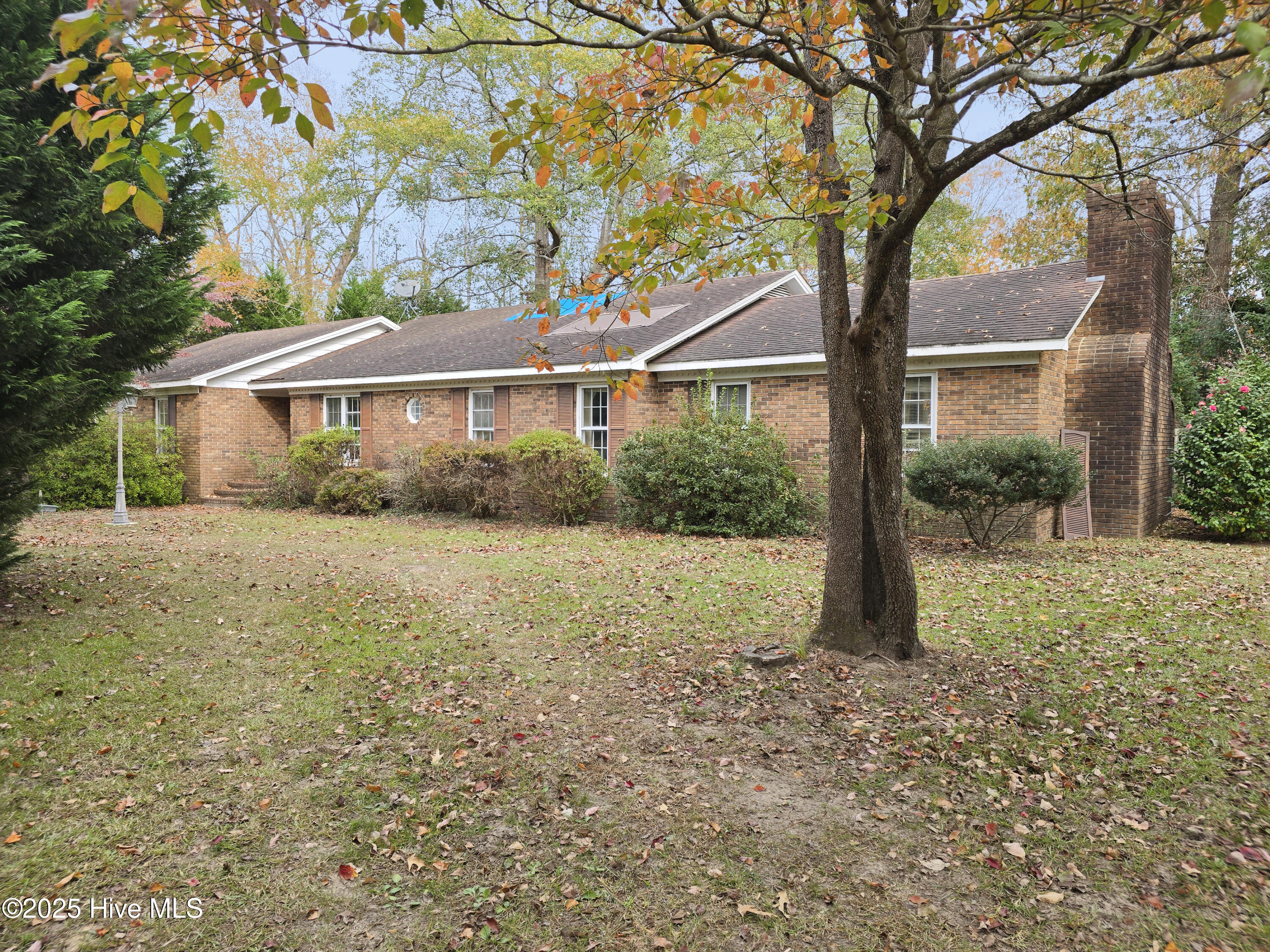 503 Castleton Drive Property Photo 1