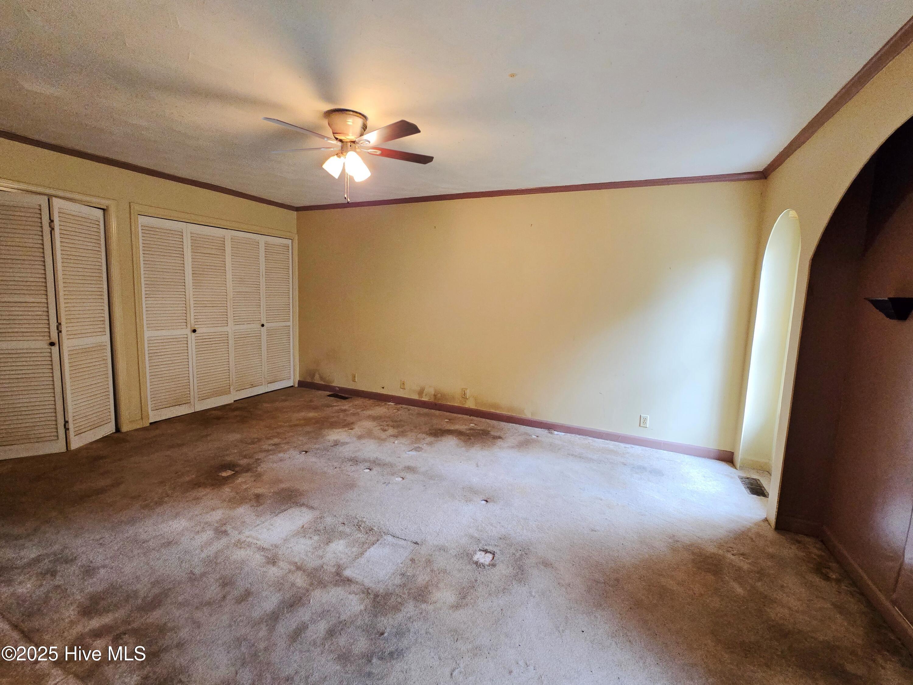 503 Castleton Drive Property Photo 10
