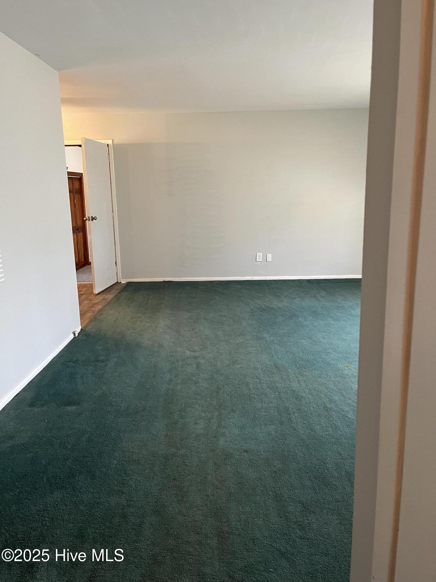 1909 Andrew Johnson Drive Property Photo 17