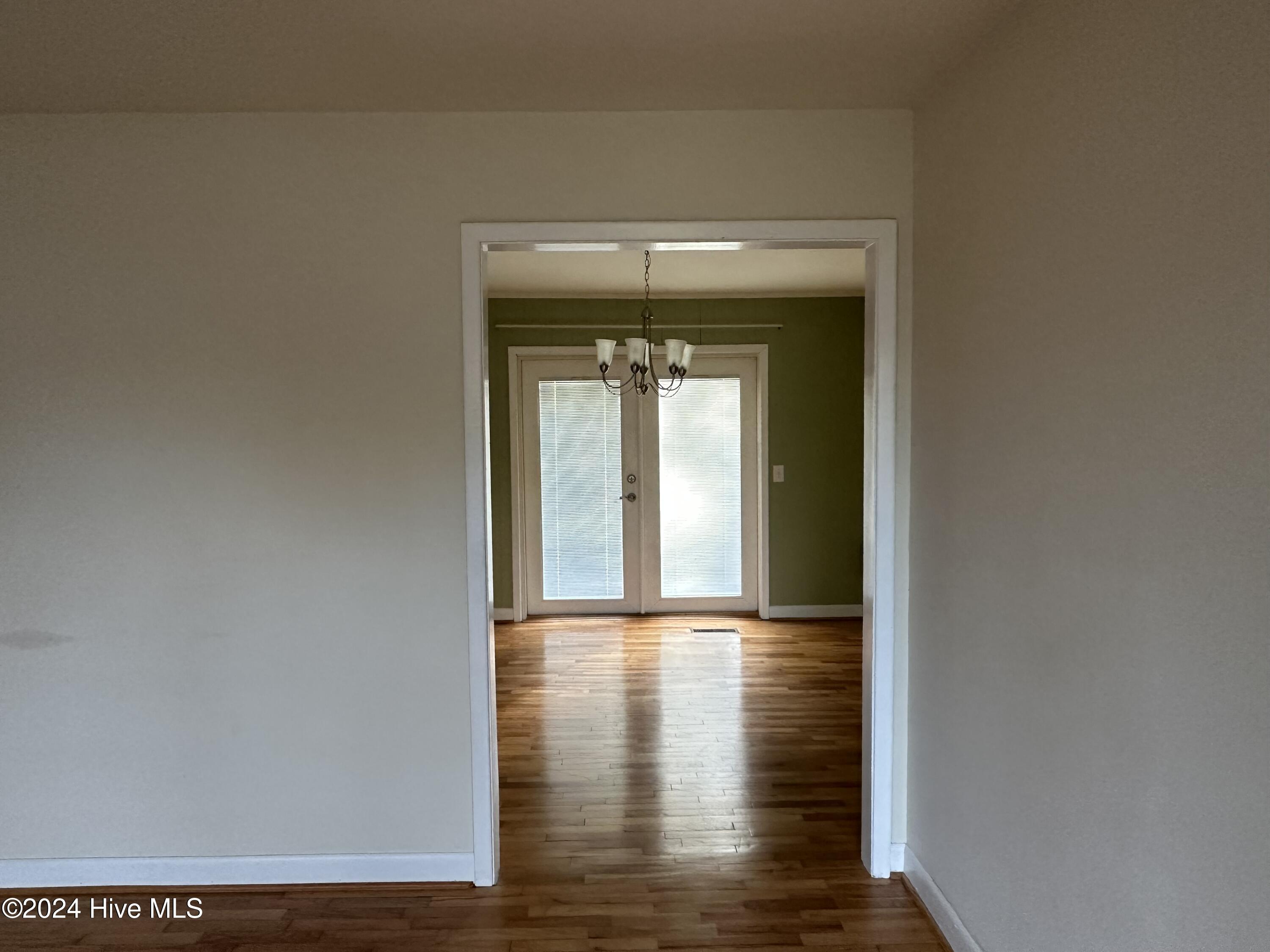 214 Shorewood Hills Drive Property Photo 10