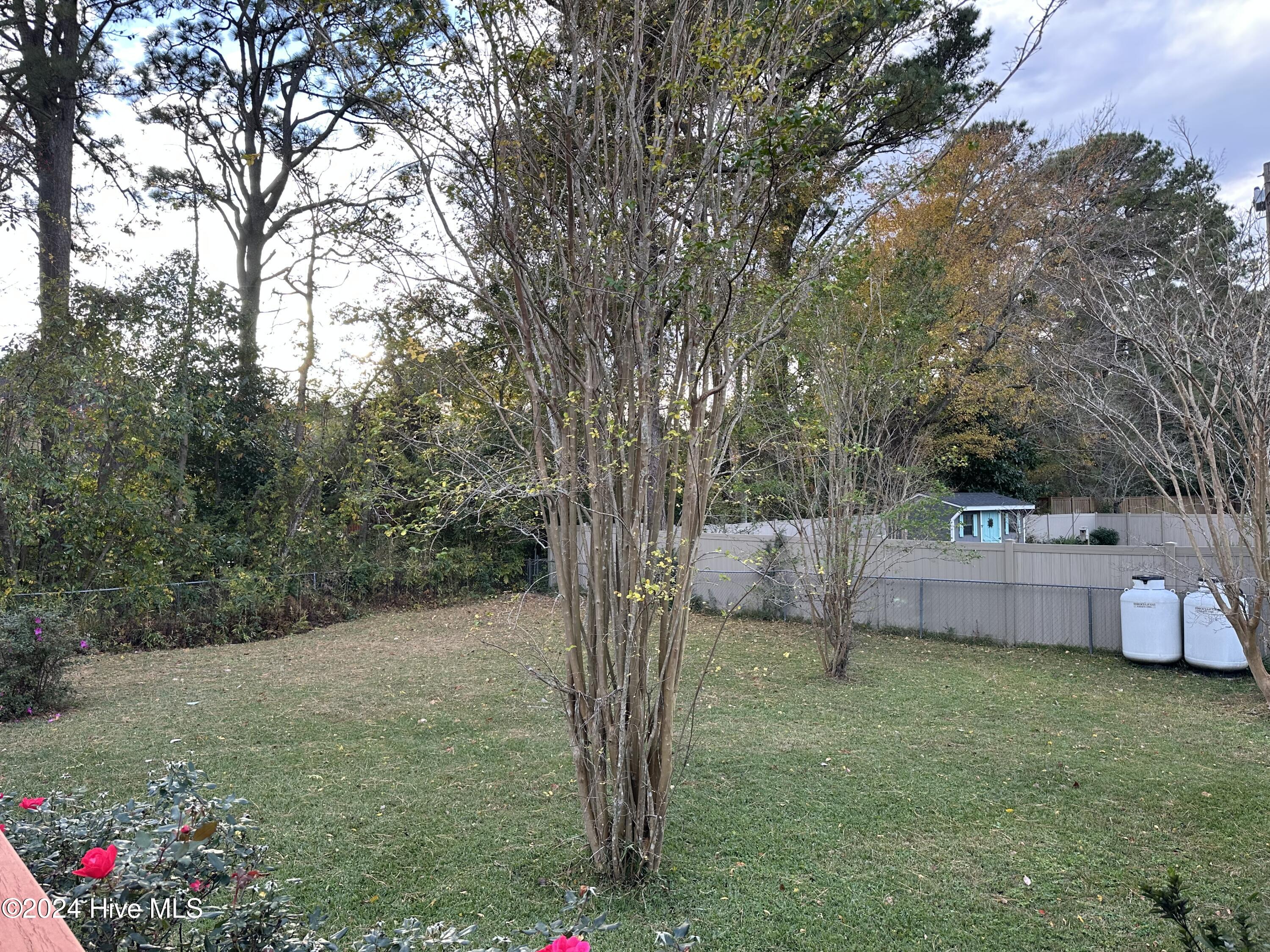 214 Shorewood Hills Drive Property Photo 32