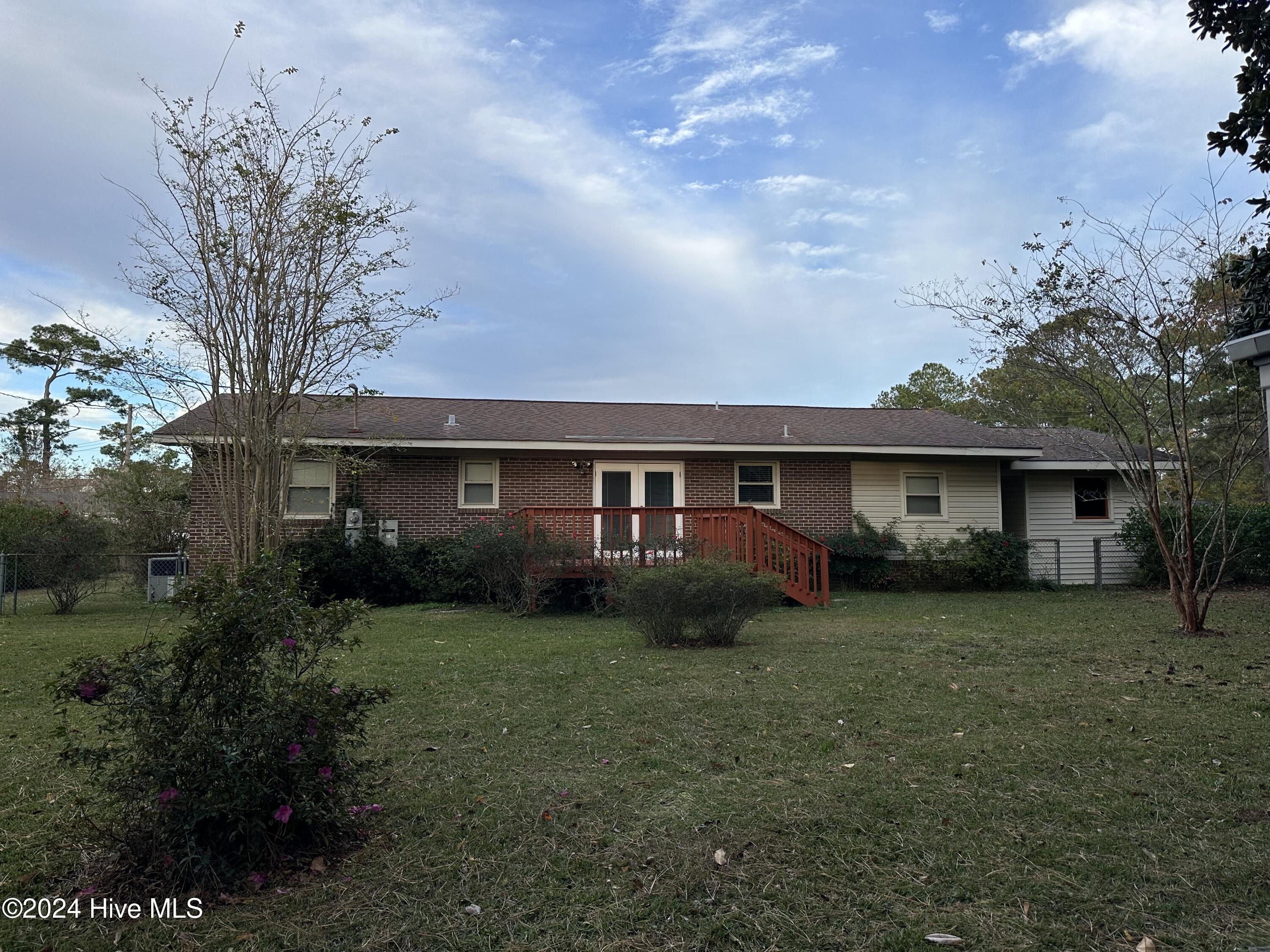 214 Shorewood Hills Drive Property Photo 34