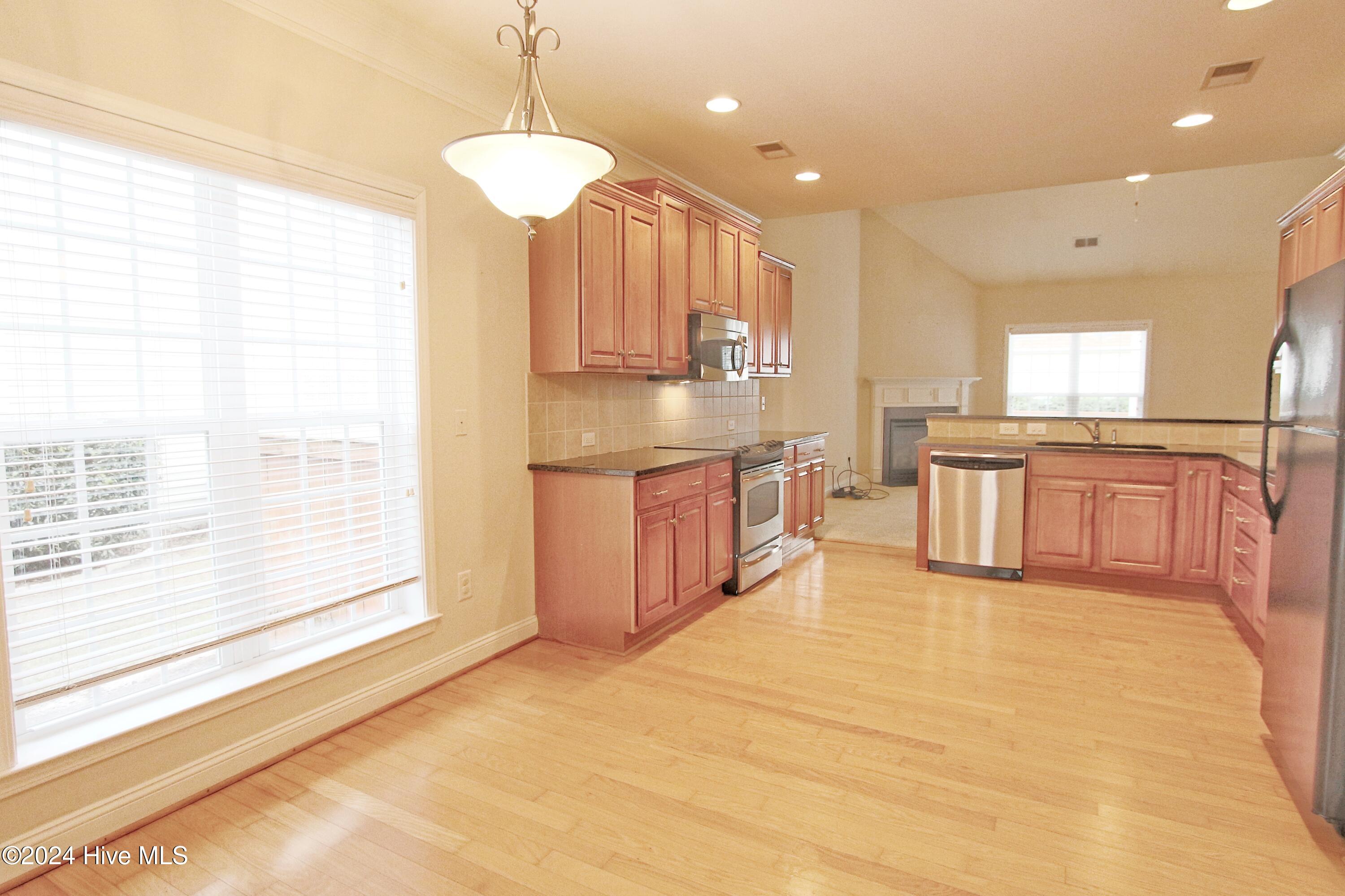 137 Bellwood Circle Property Photo 3