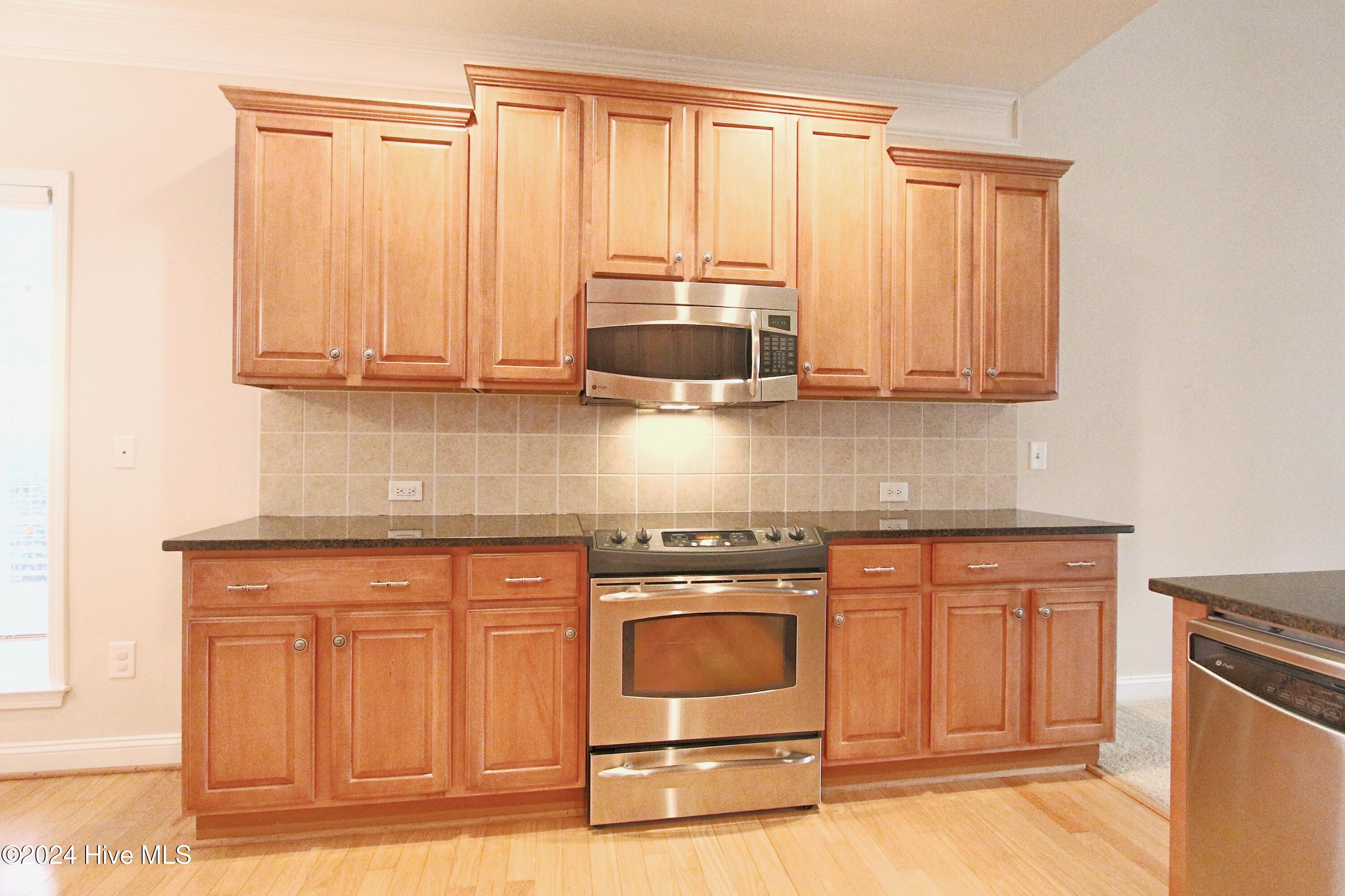 137 Bellwood Circle Property Photo 4