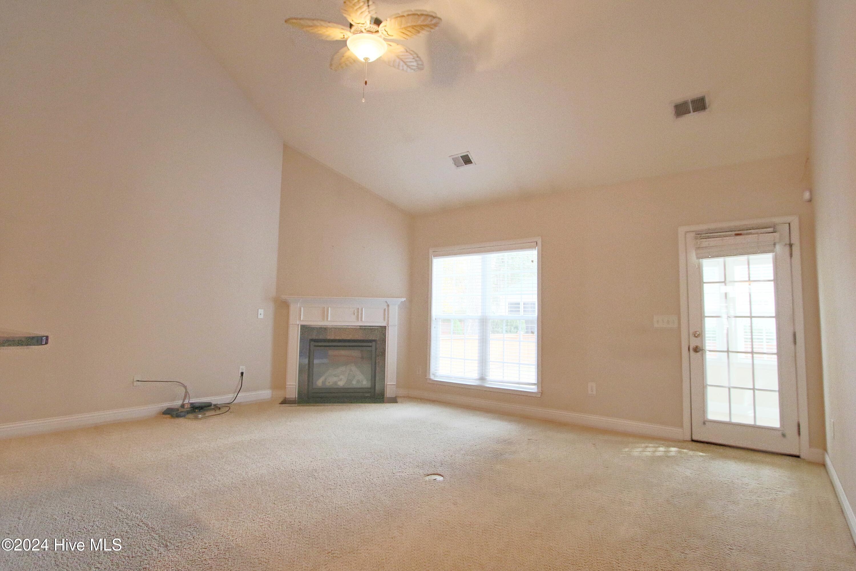 137 Bellwood Circle Property Photo 8