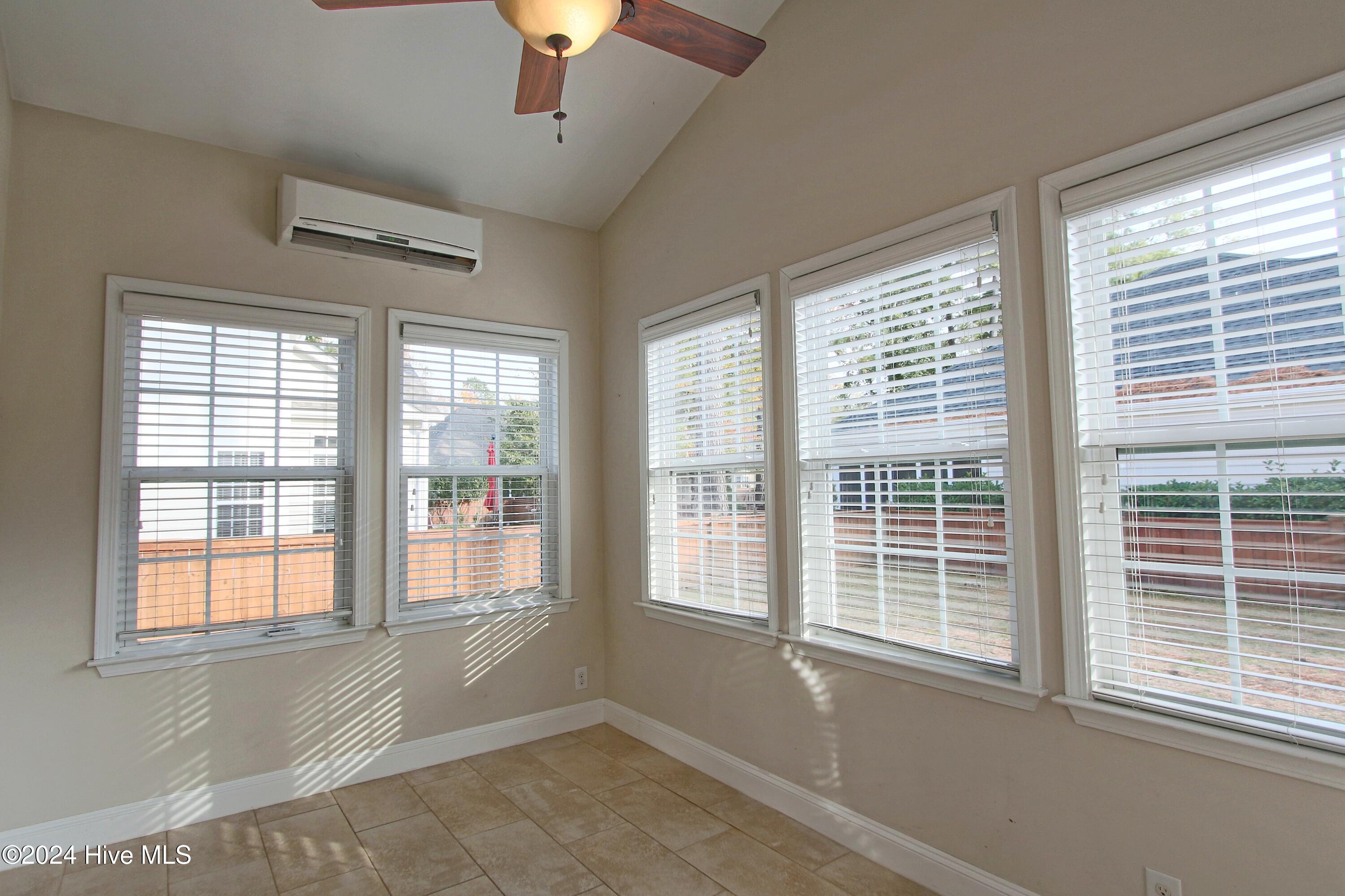 137 Bellwood Circle Property Photo 42