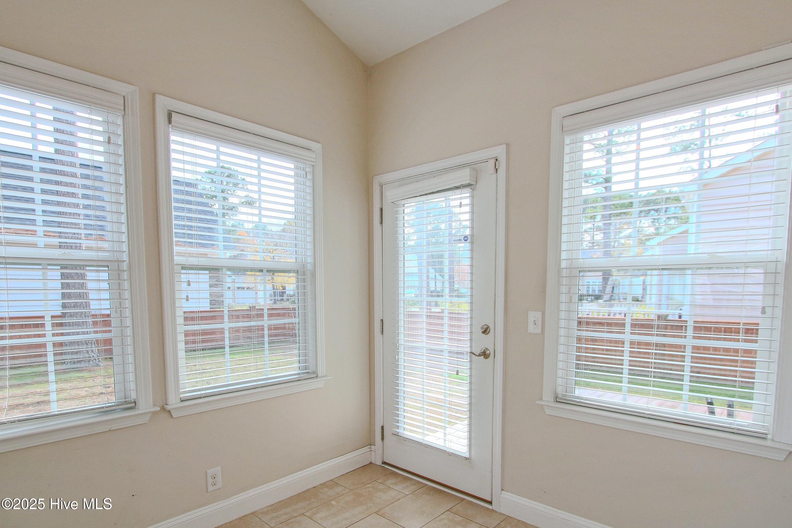 137 Bellwood Circle Property Photo 49