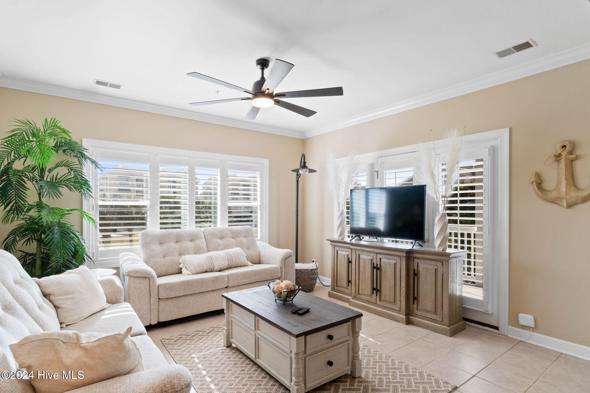 185 Via Old Sound Boulevard # B Property Photo 50
