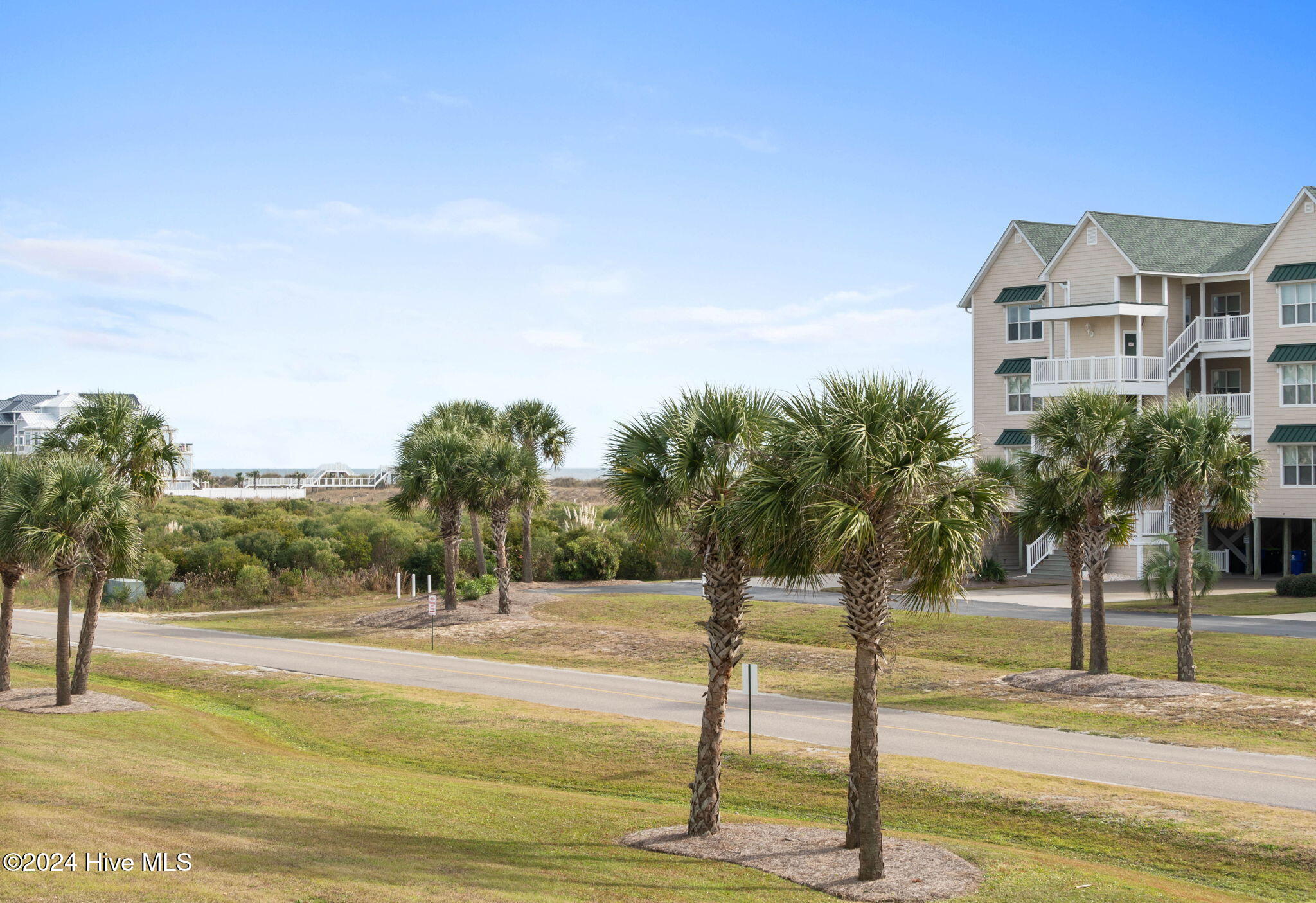 185 Via Old Sound Boulevard # B Property Photo 56