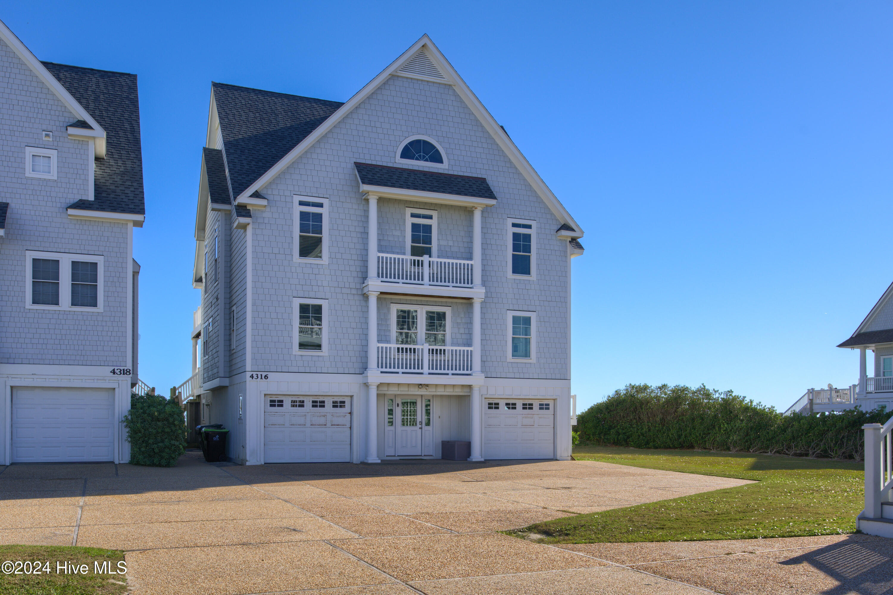 4316 Island Drive Property Photo 5