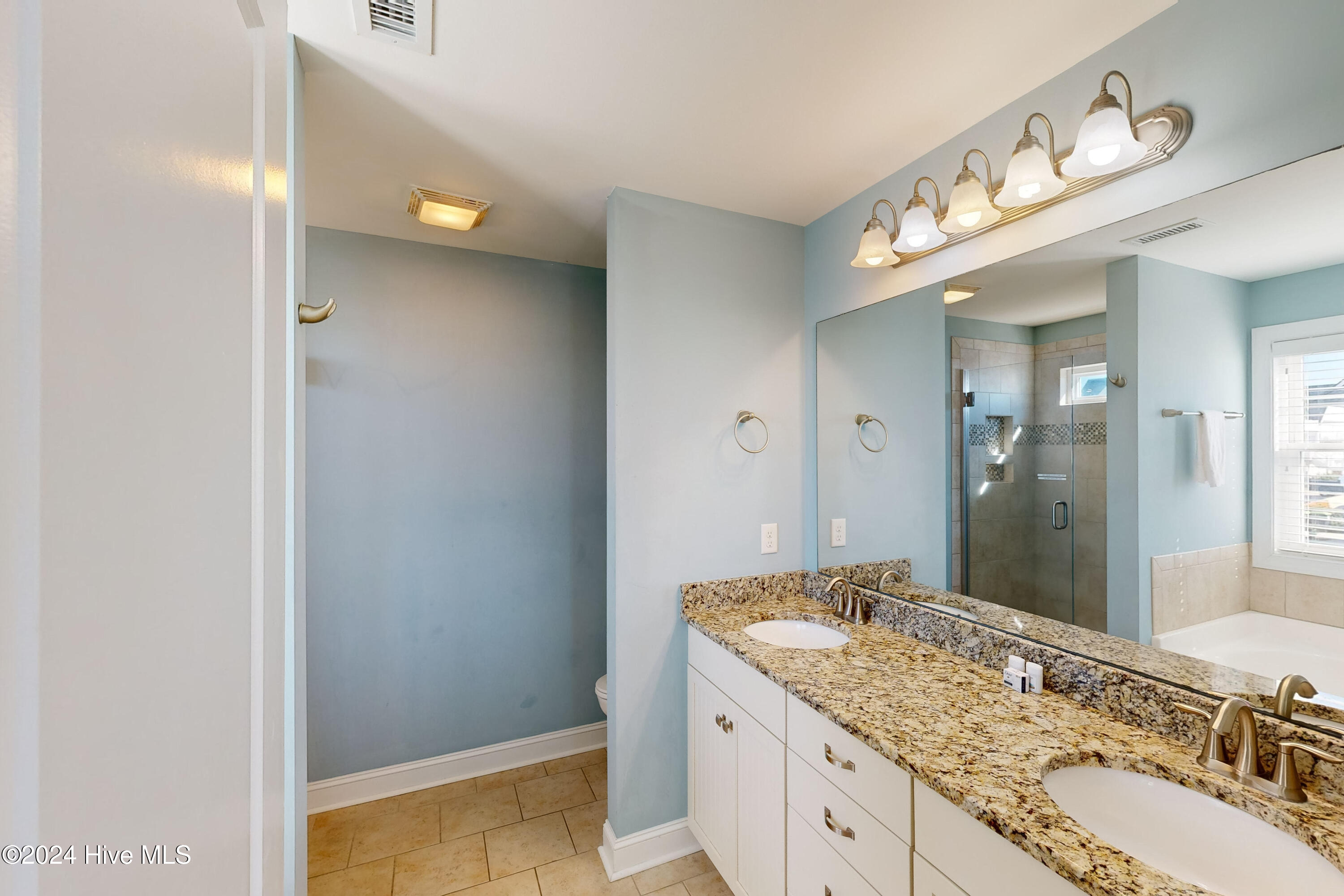 4316 Island Drive Property Photo 27