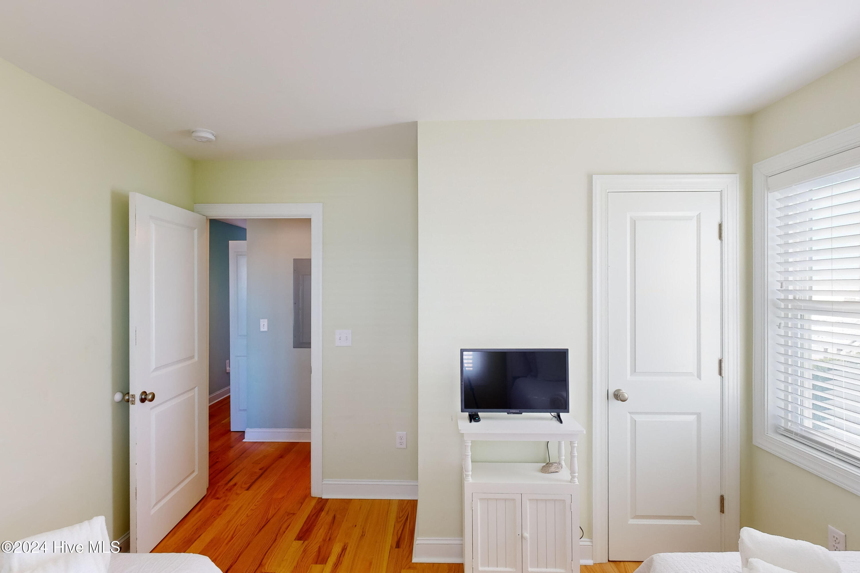 4316 Island Drive Property Photo 28