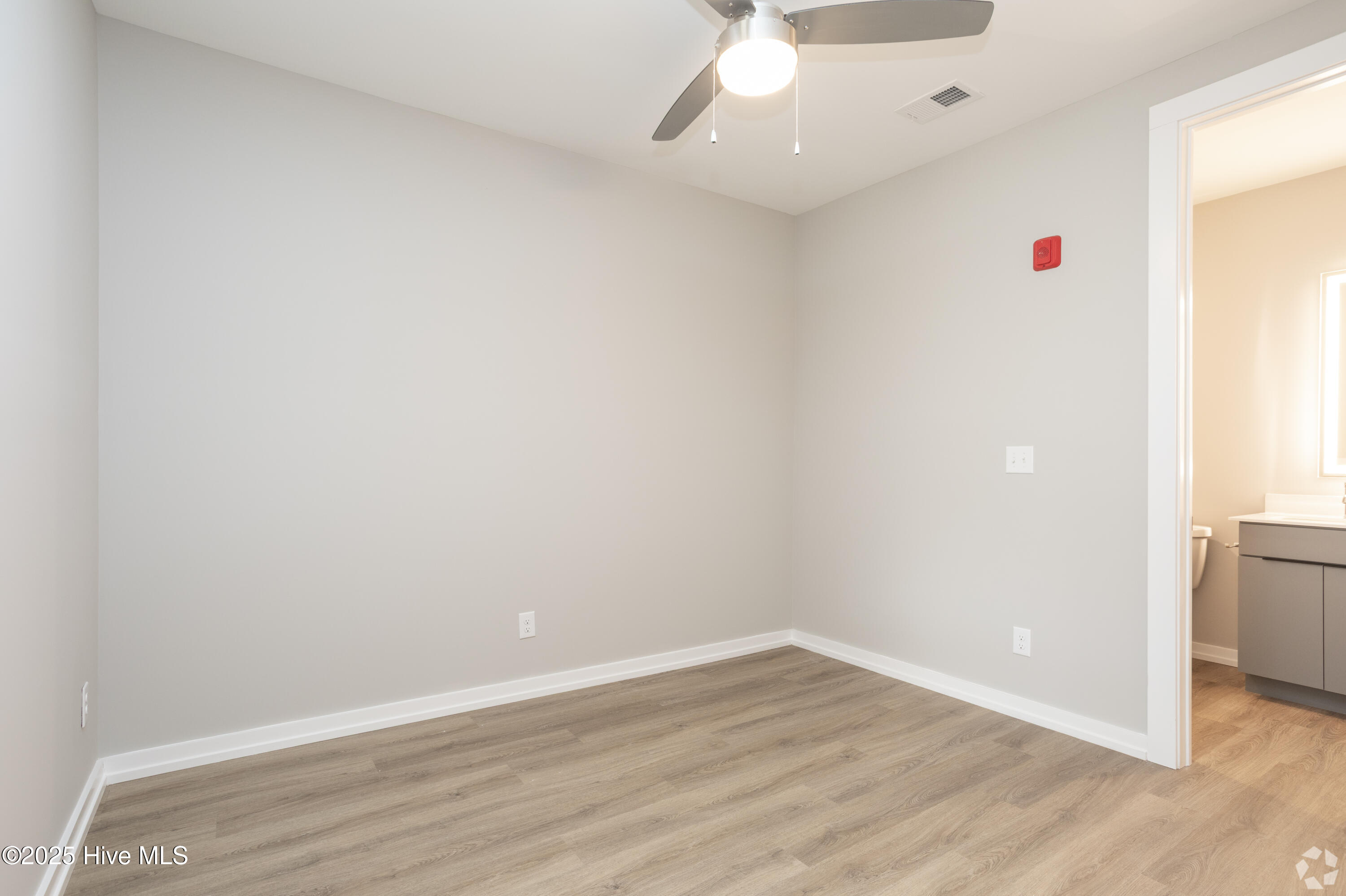 607 S 11th Street 303 Property Photo 7