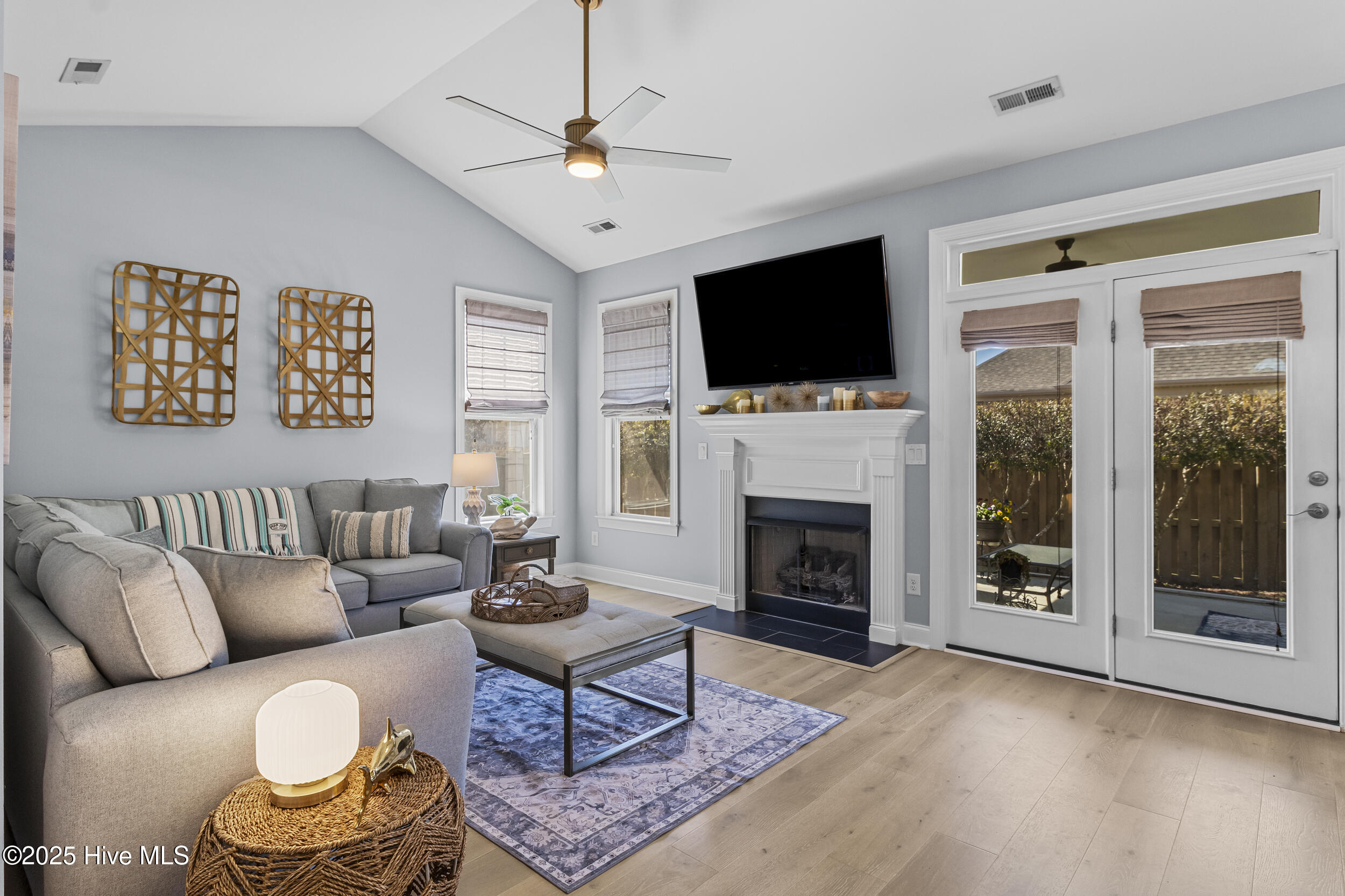 1029 Sparkle Stream Court Property Photo 16
