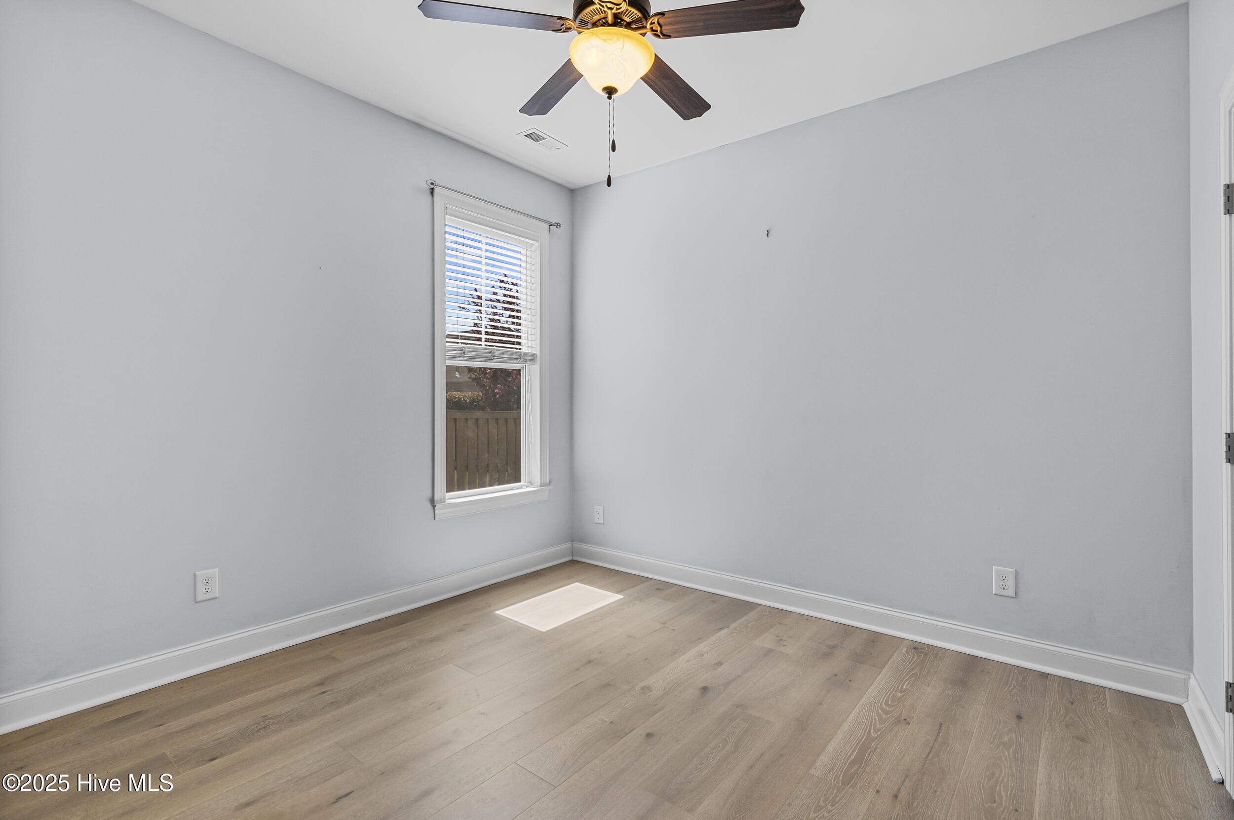 1029 Sparkle Stream Court Property Photo 18