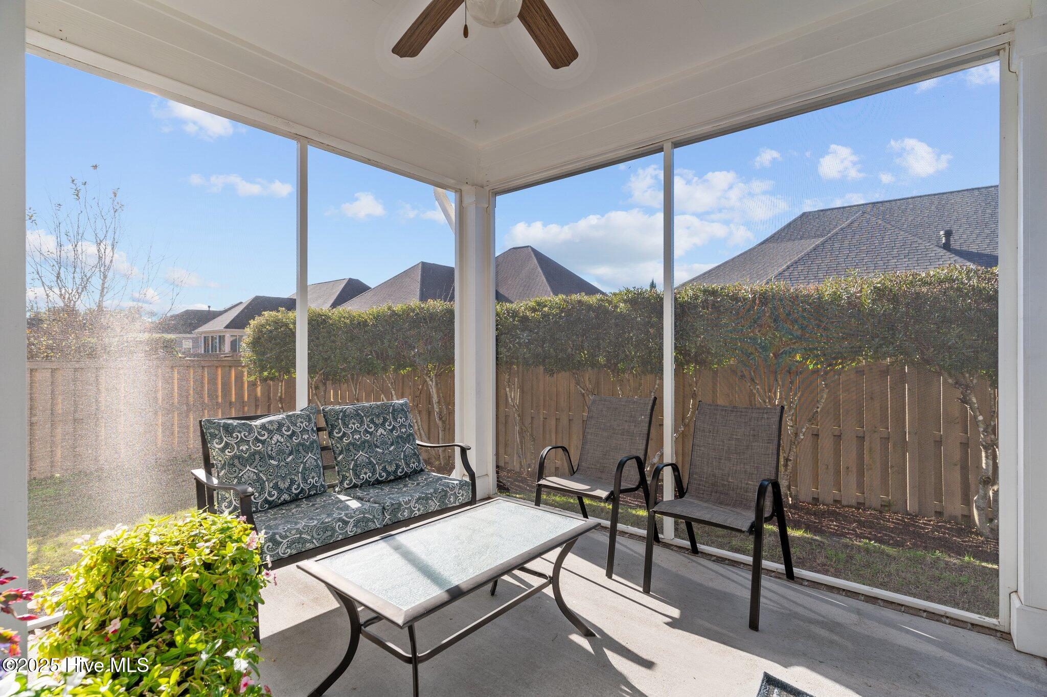 1029 Sparkle Stream Court Property Photo 43