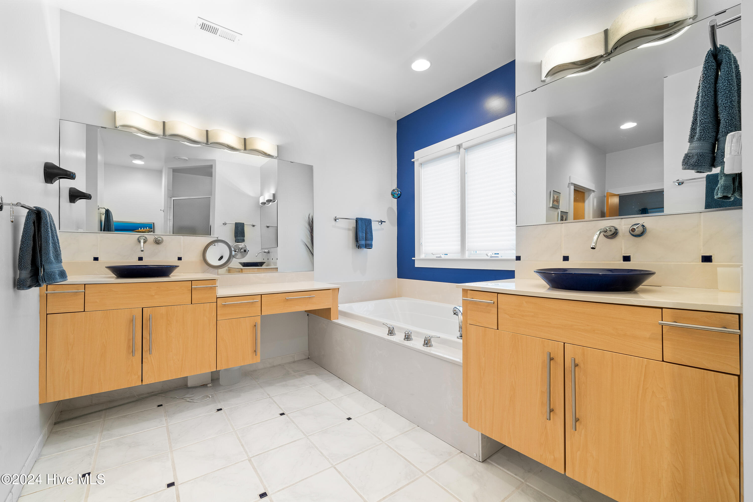 2945 Moorings Way Property Photo 33