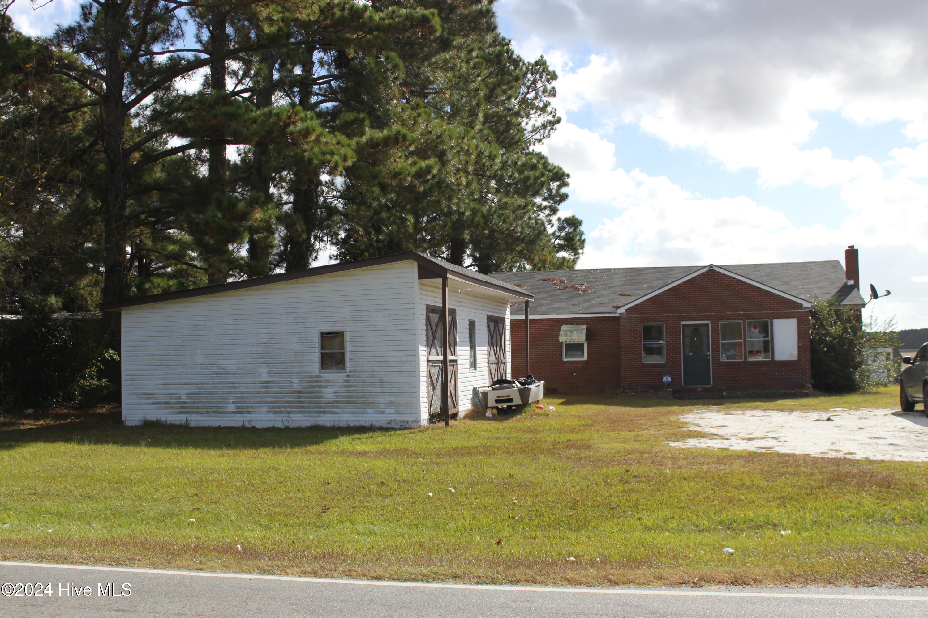 3356 Rocky Hock Road Property Photo 2