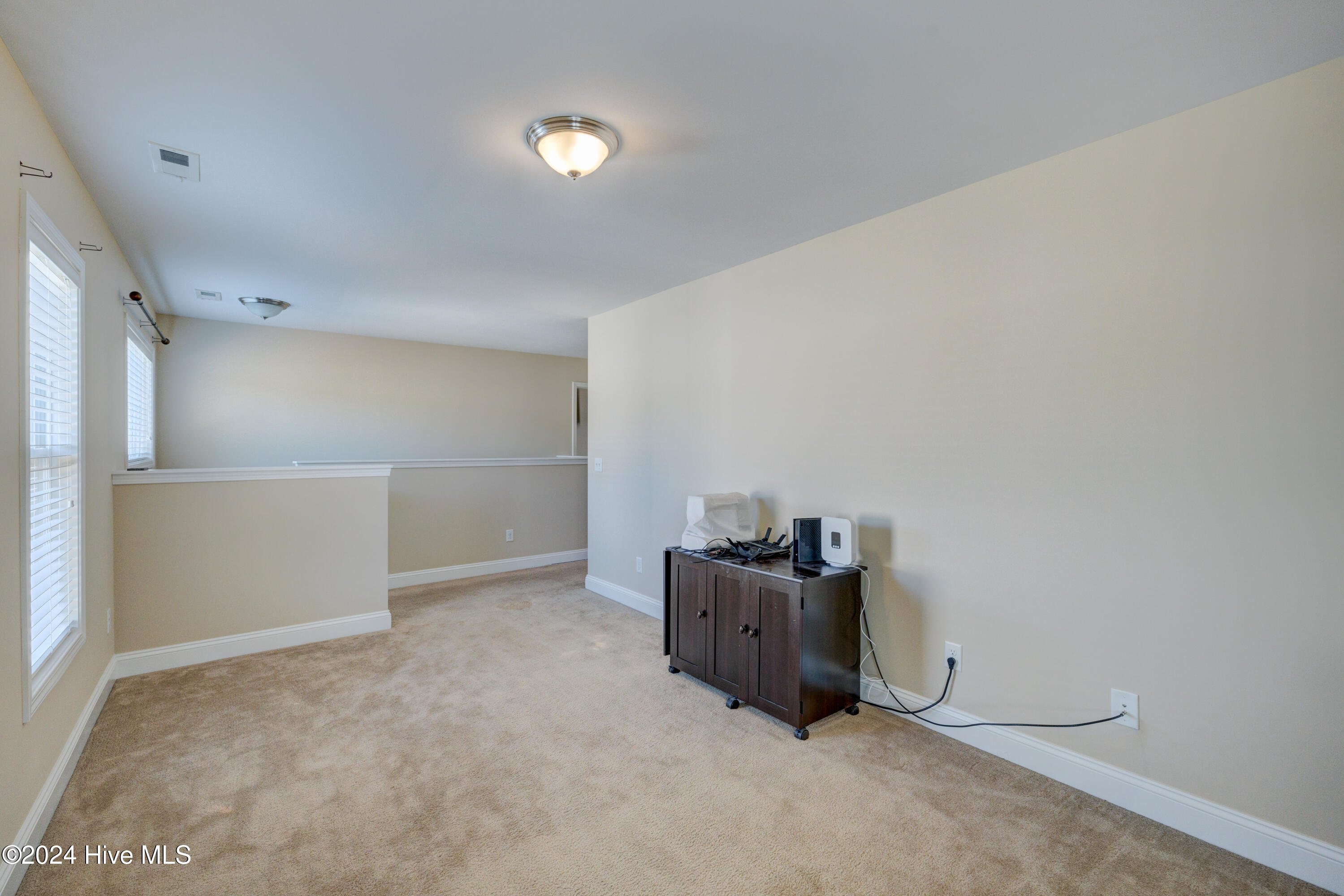 105 Cornel Lane Property Photo 22