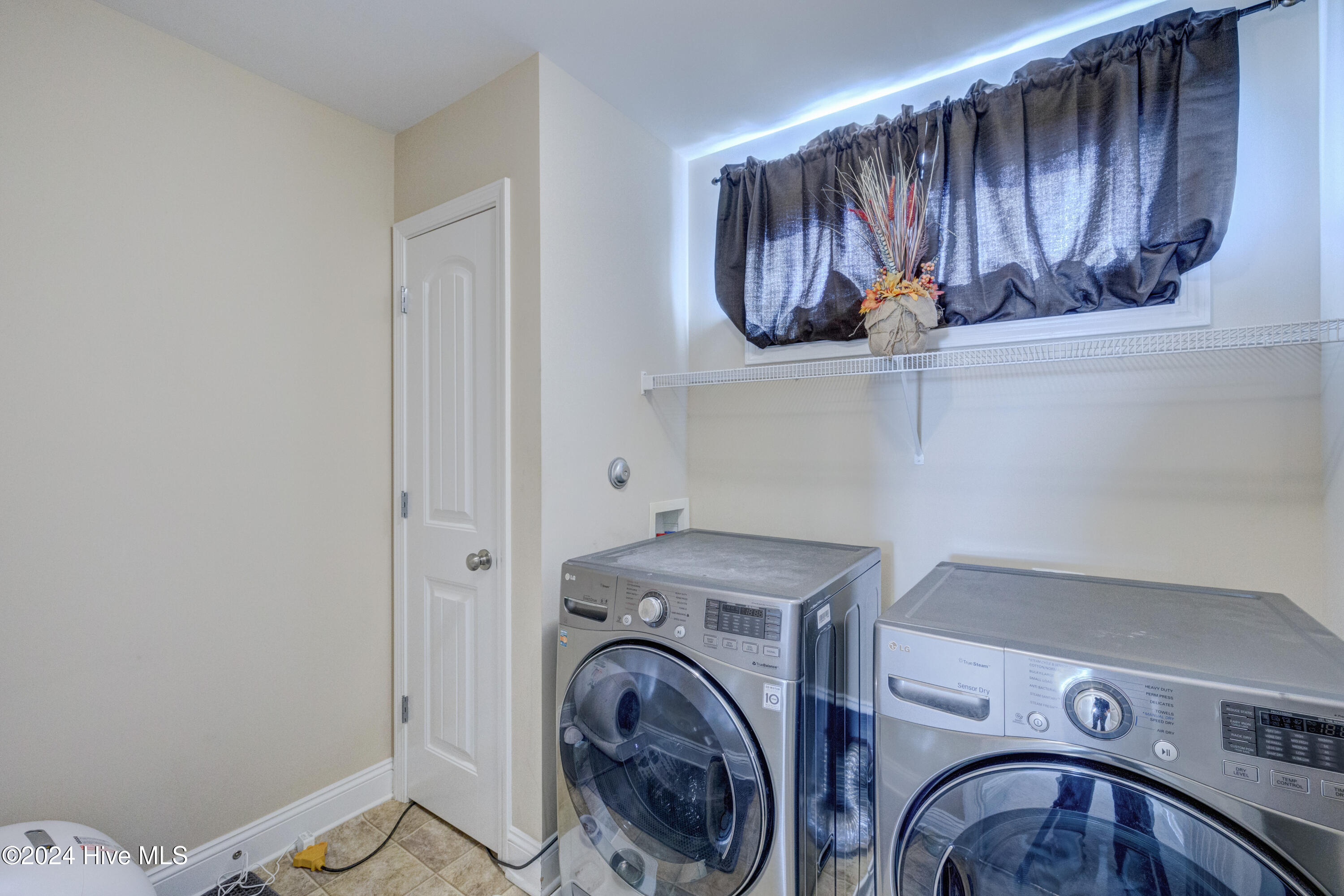 105 Cornel Lane Property Photo 26