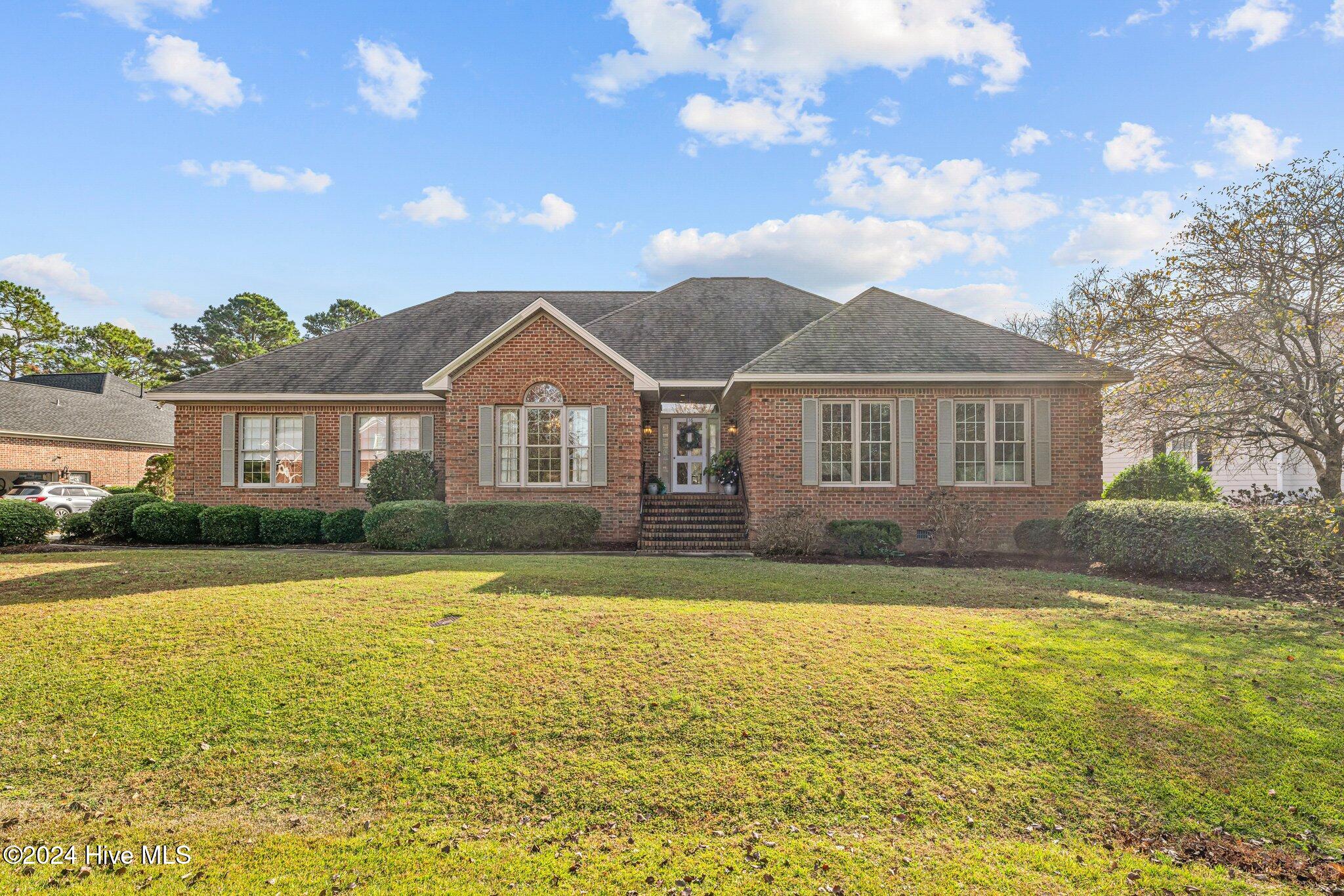 816 Llewellyn Drive Property Photo 1