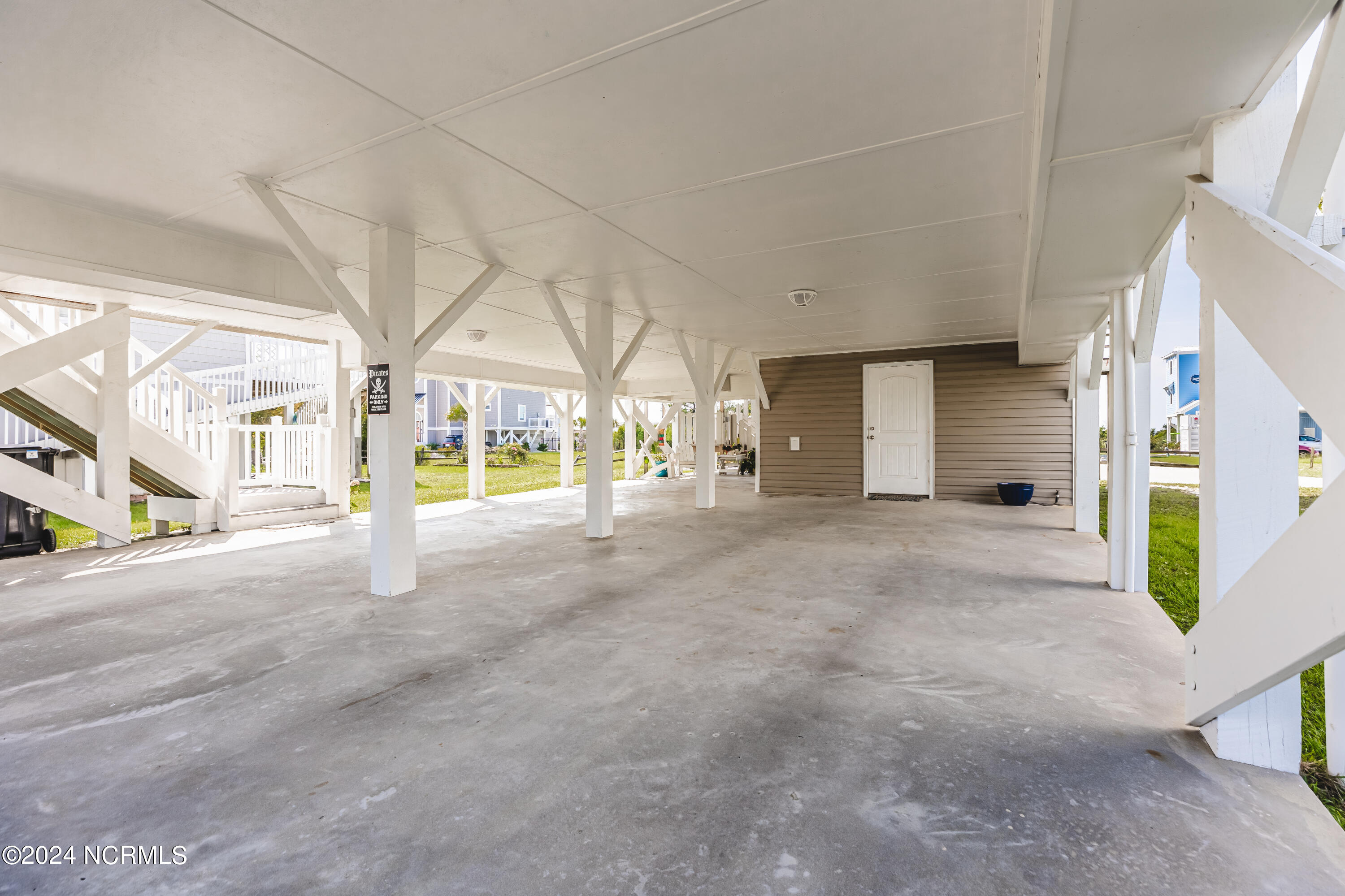 1409 Inlet Street Property Photo 25