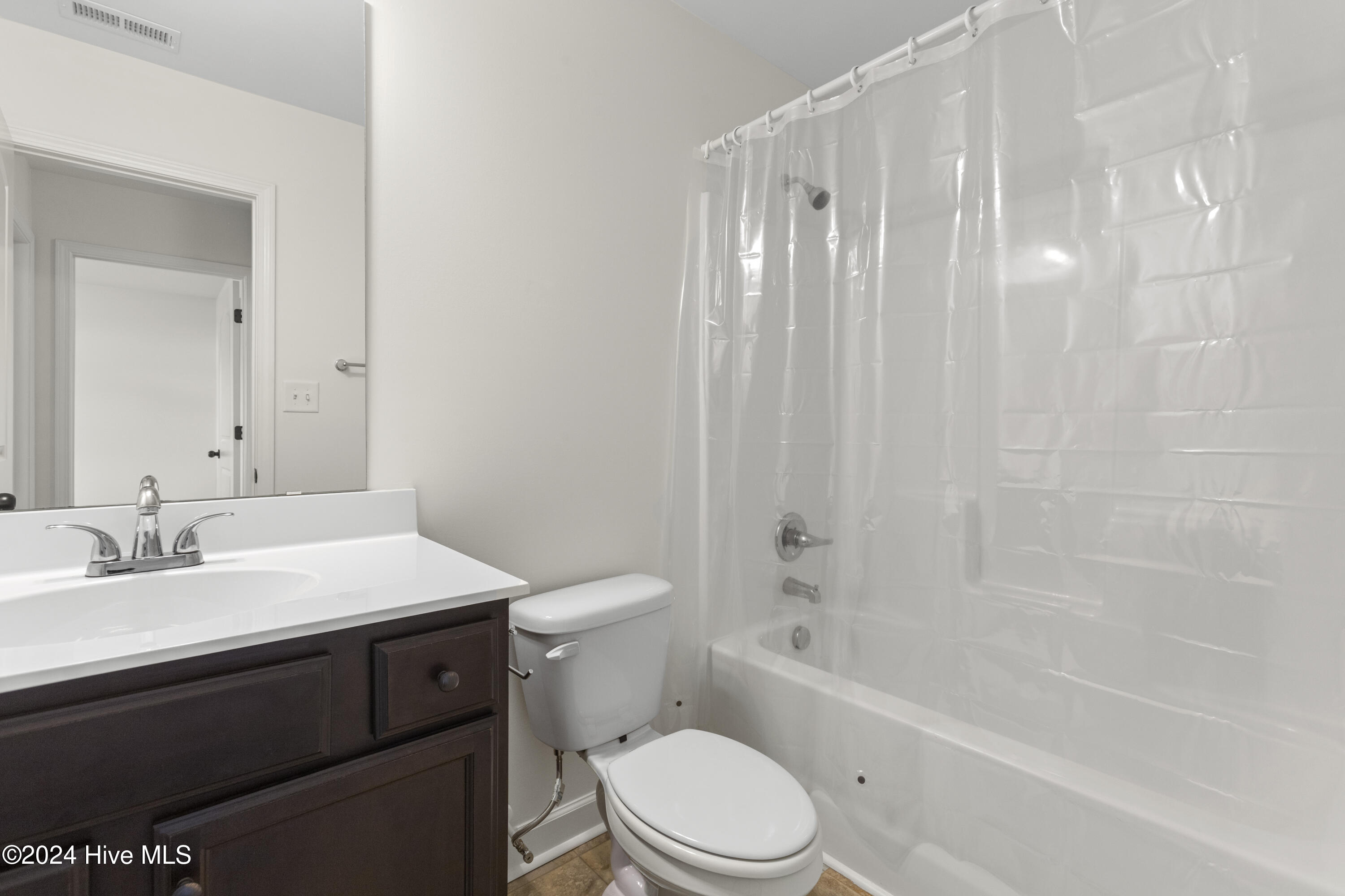 1046 Furia Drive Property Photo 18