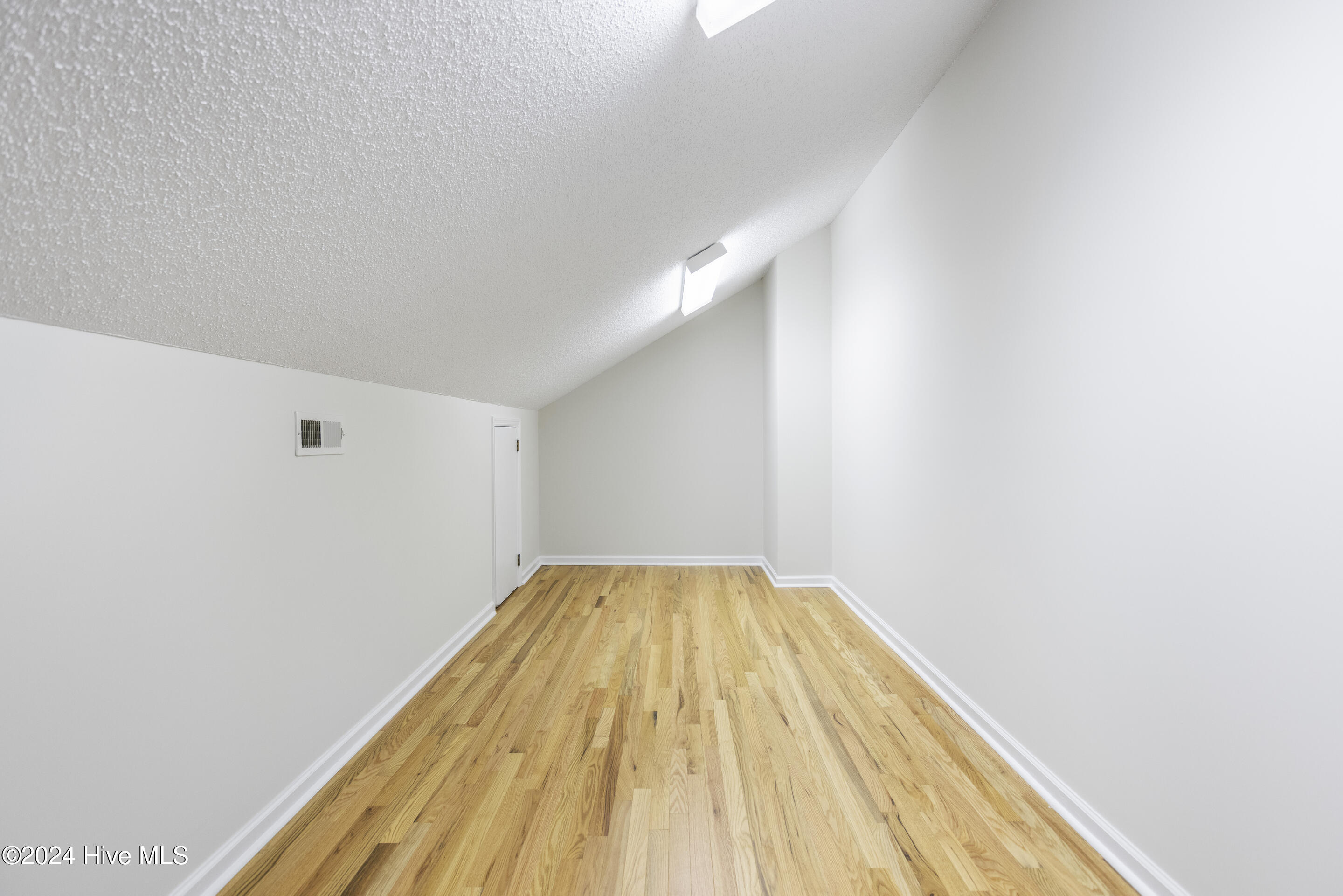 289 Heather Drive Property Photo 28