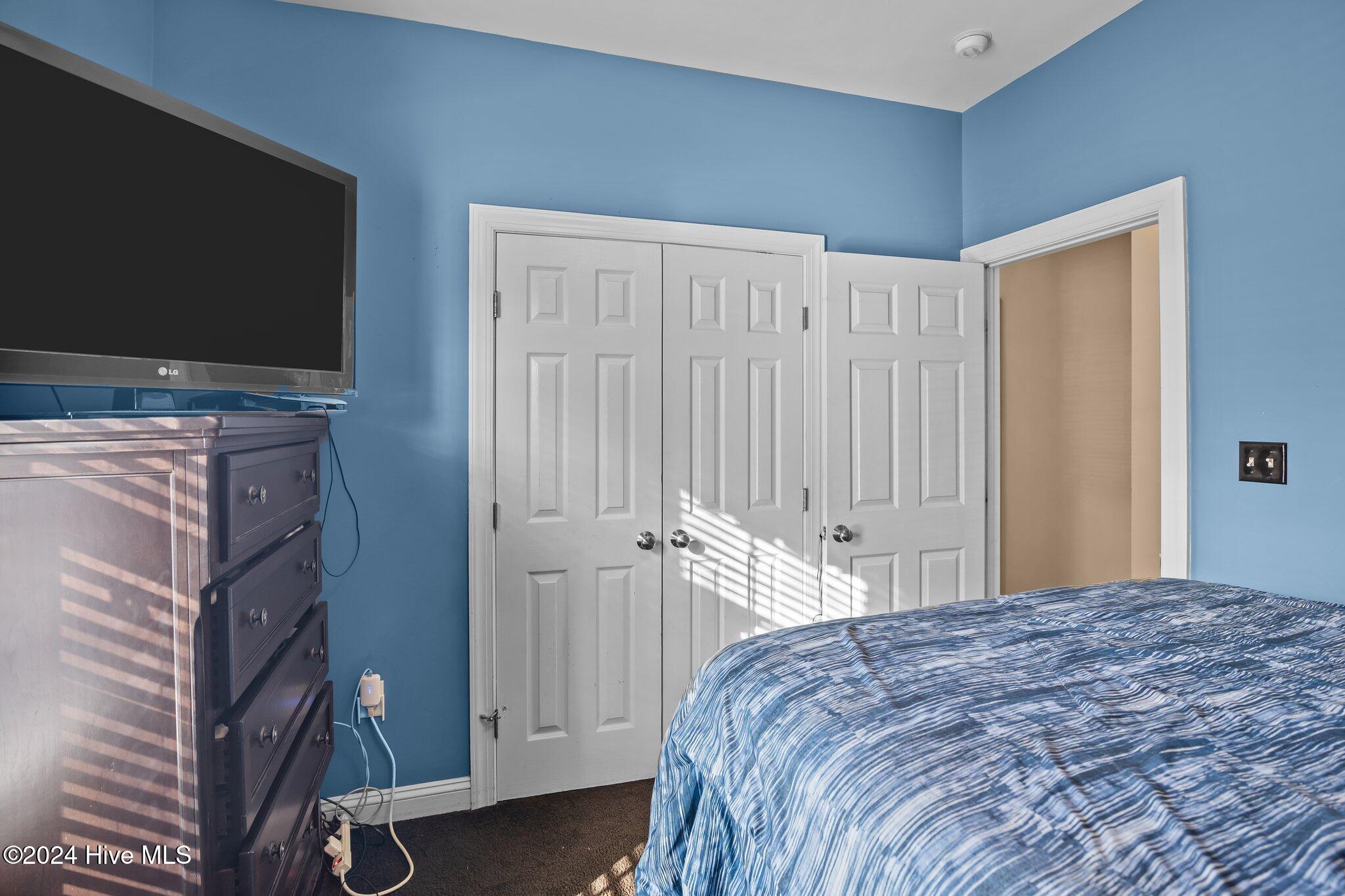 3817 Althorp Drive Property Photo 12