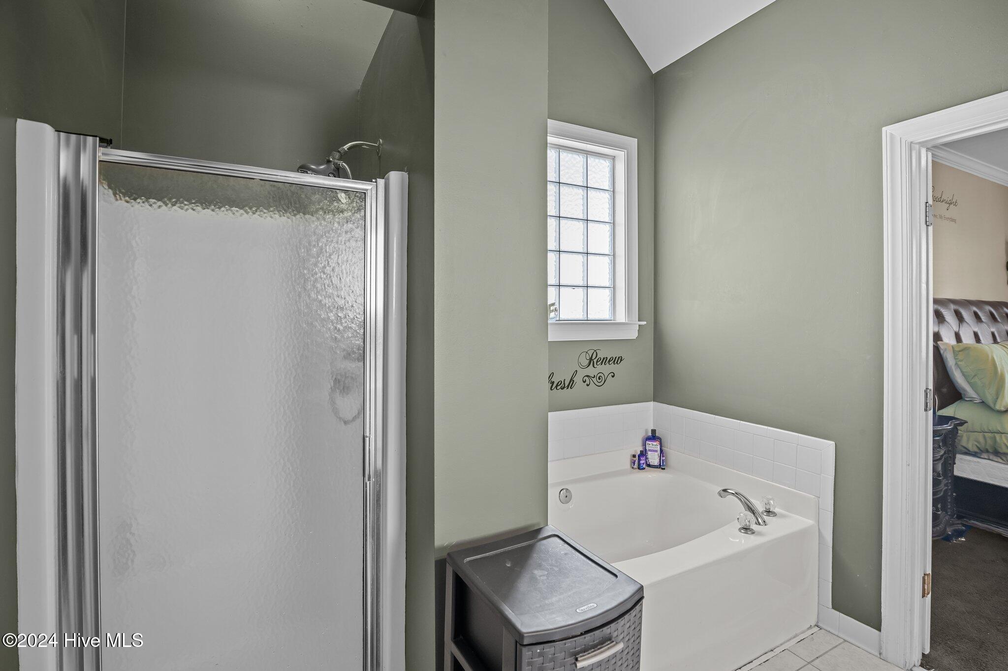3817 Althorp Drive Property Photo 20