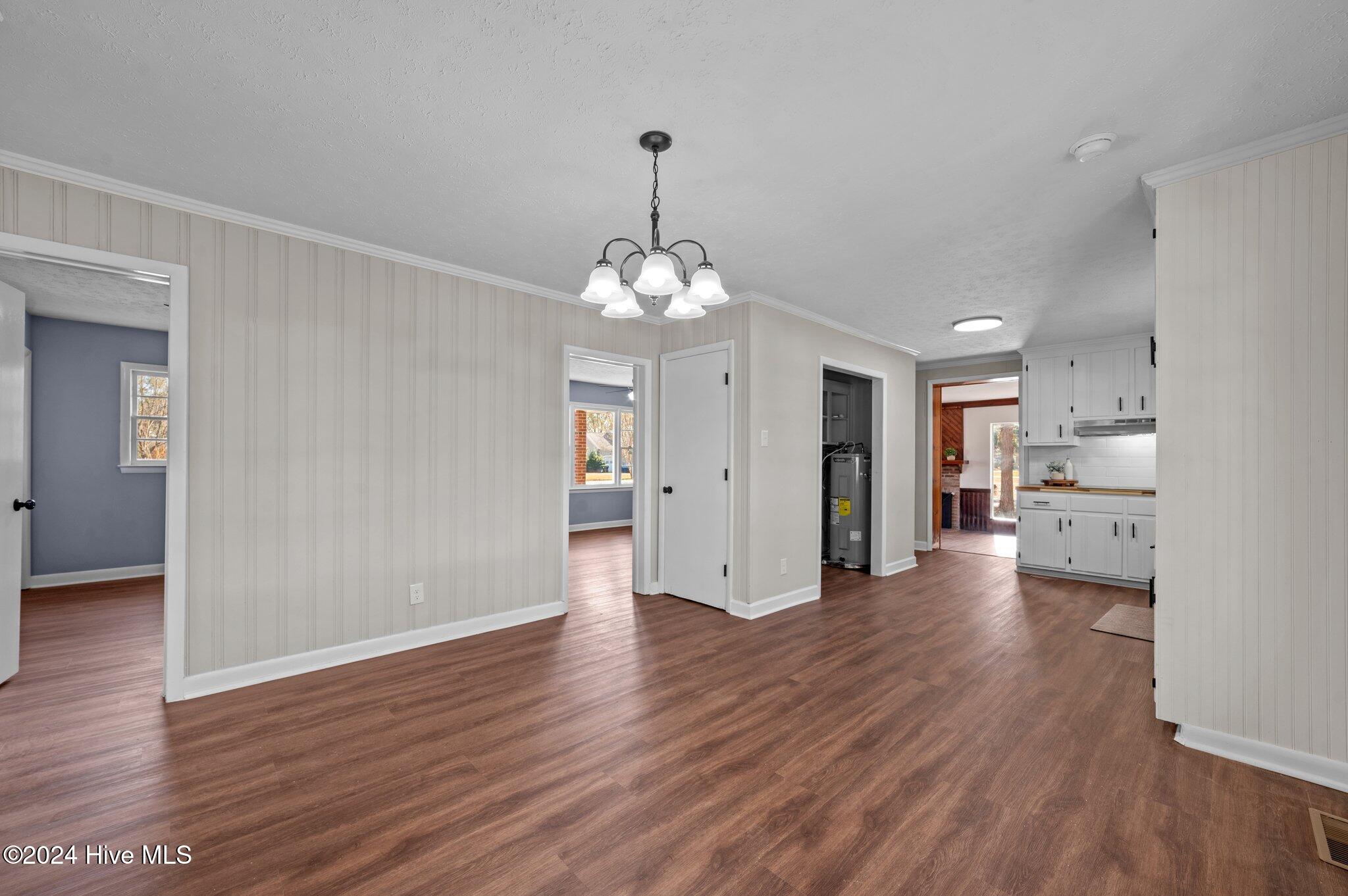 105 Woodrose Avenue Property Photo 12