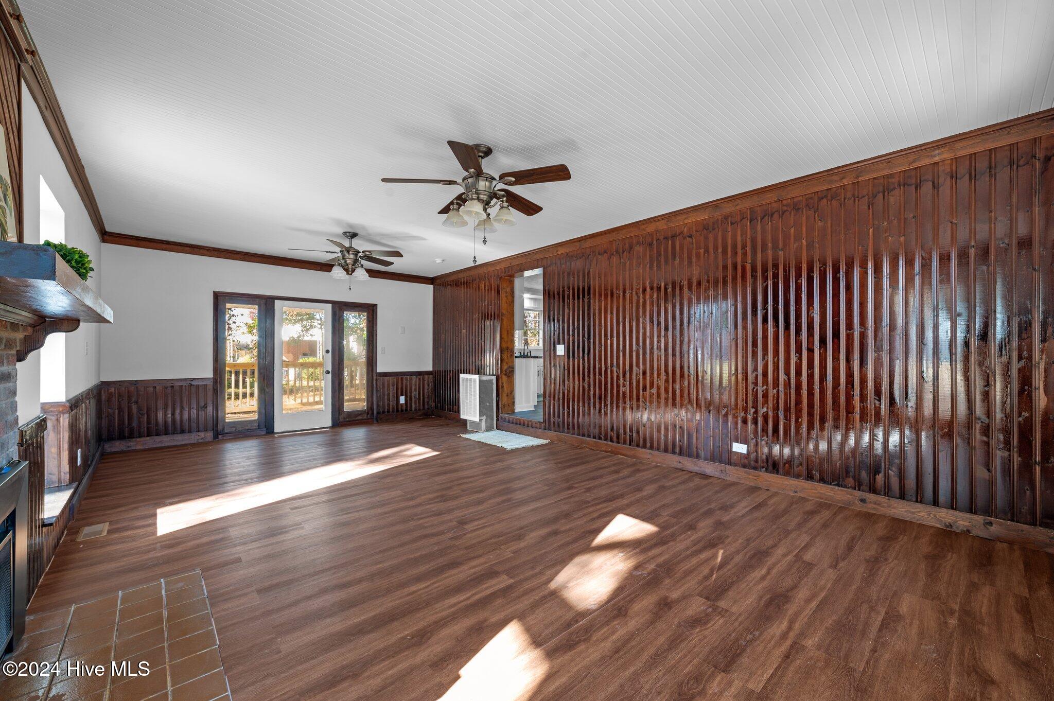 105 Woodrose Avenue Property Photo 25