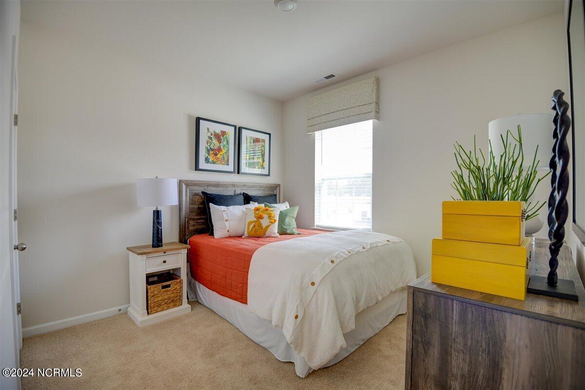 1139 Queensland Lane Property Photo 4