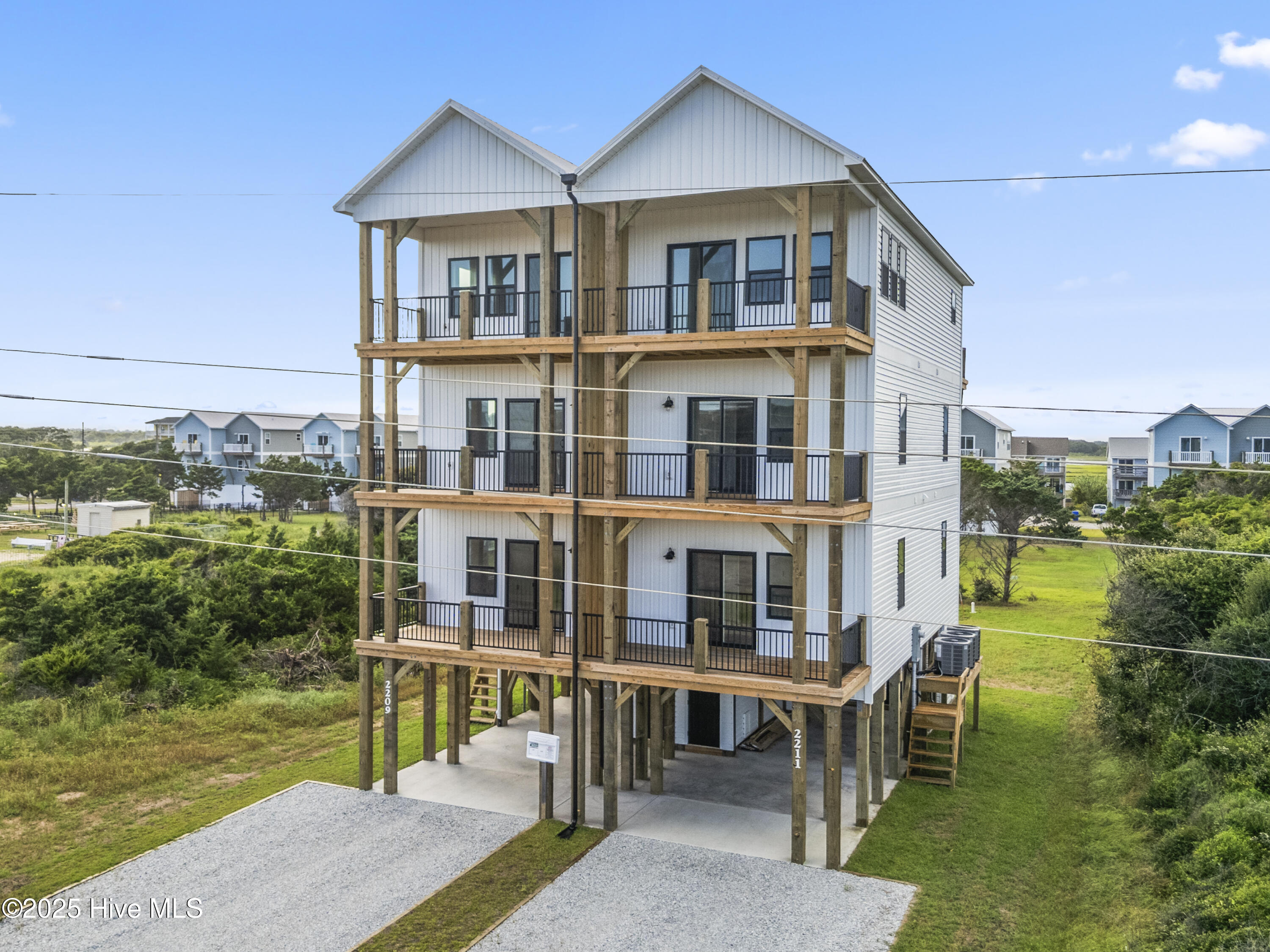 2209 New River Inlet Road 18a Property Photo 1