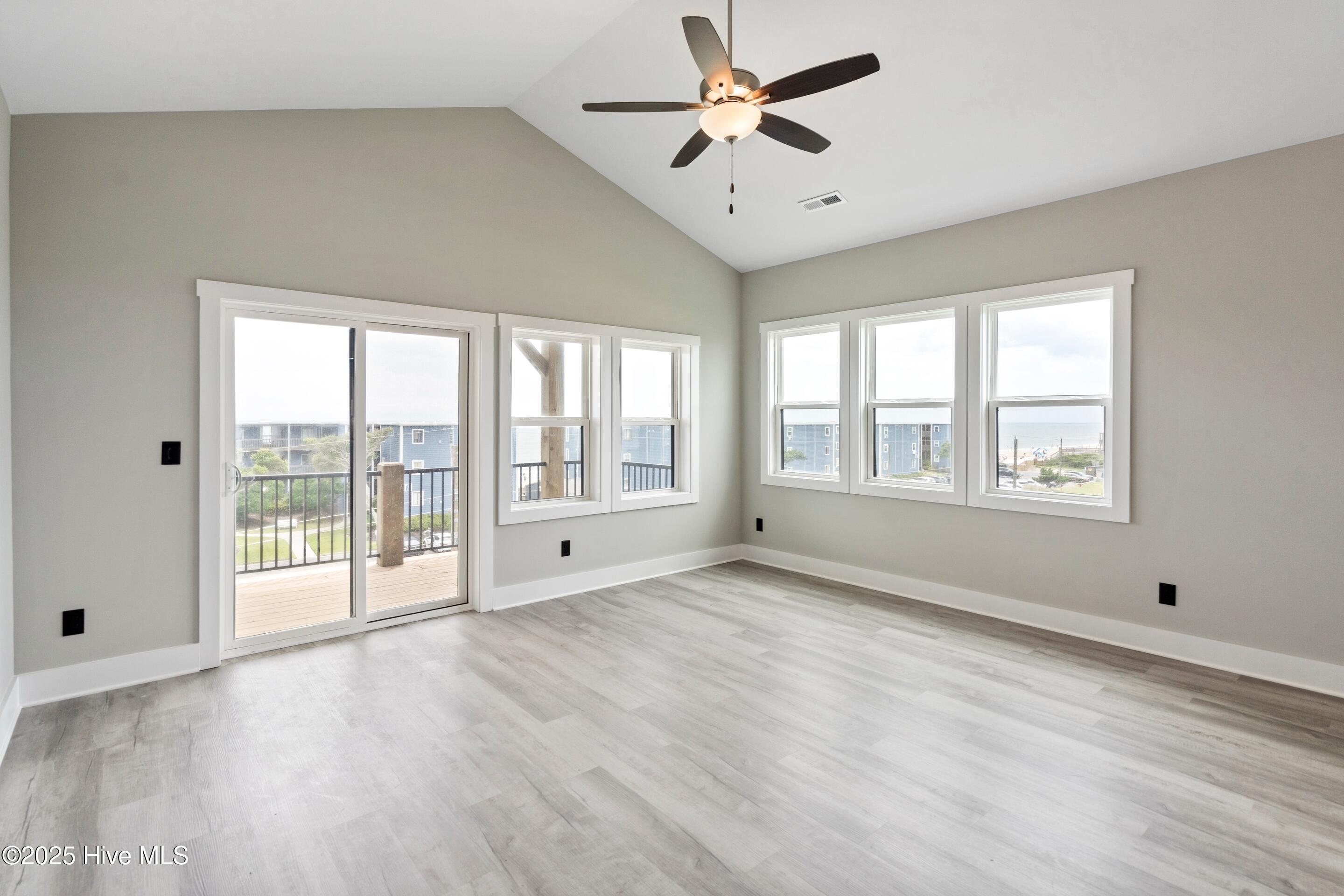2209 New River Inlet Road 18a Property Photo 8
