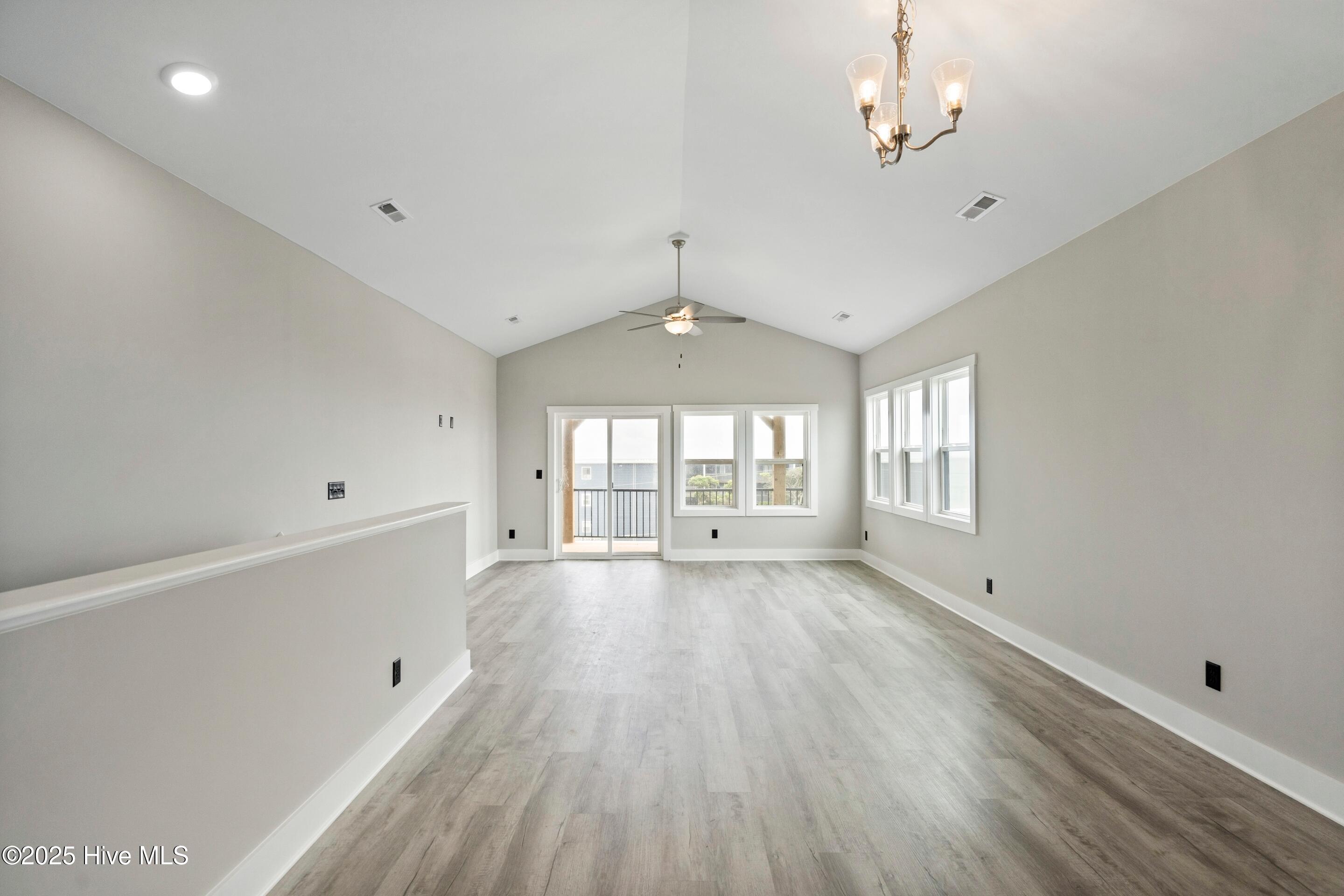 2209 New River Inlet Road 18a Property Photo 9