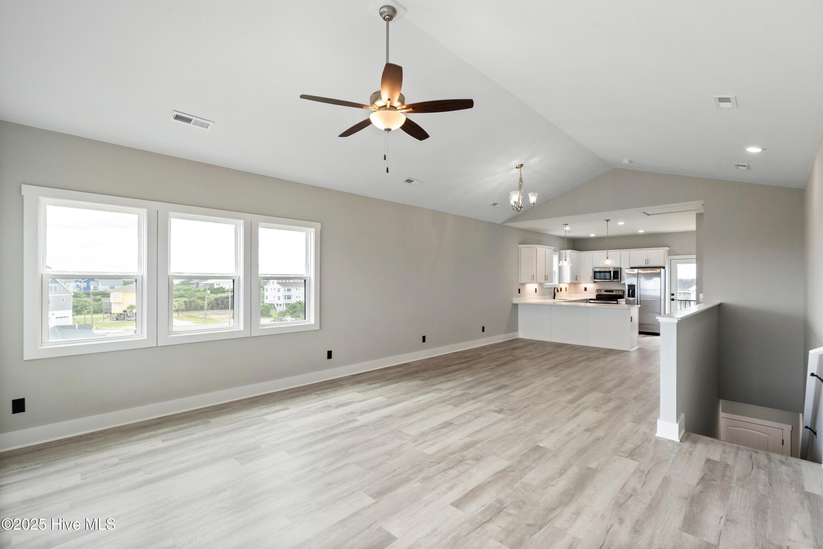 2209 New River Inlet Road 18a Property Photo 11