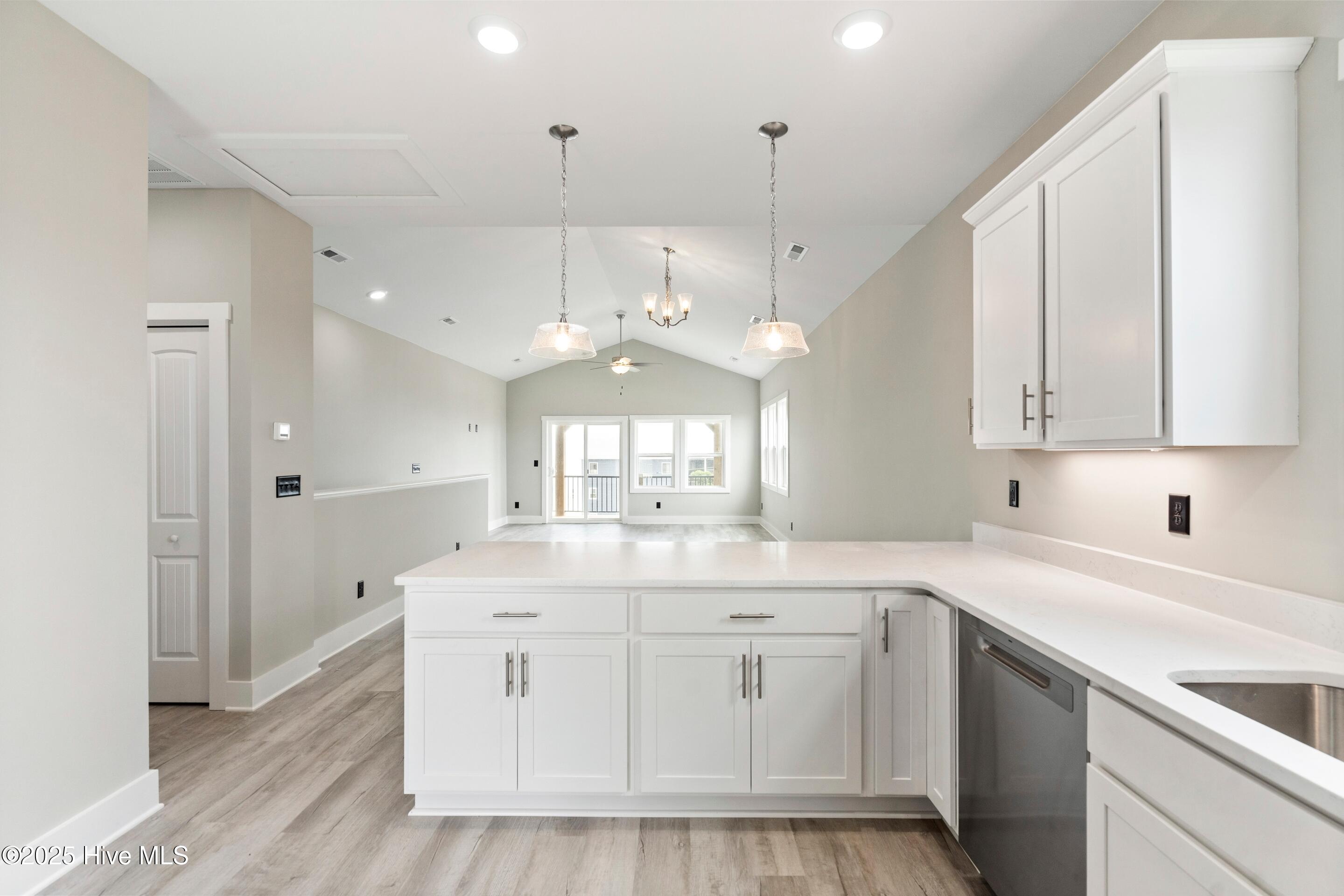 2209 New River Inlet Road 18a Property Photo 16