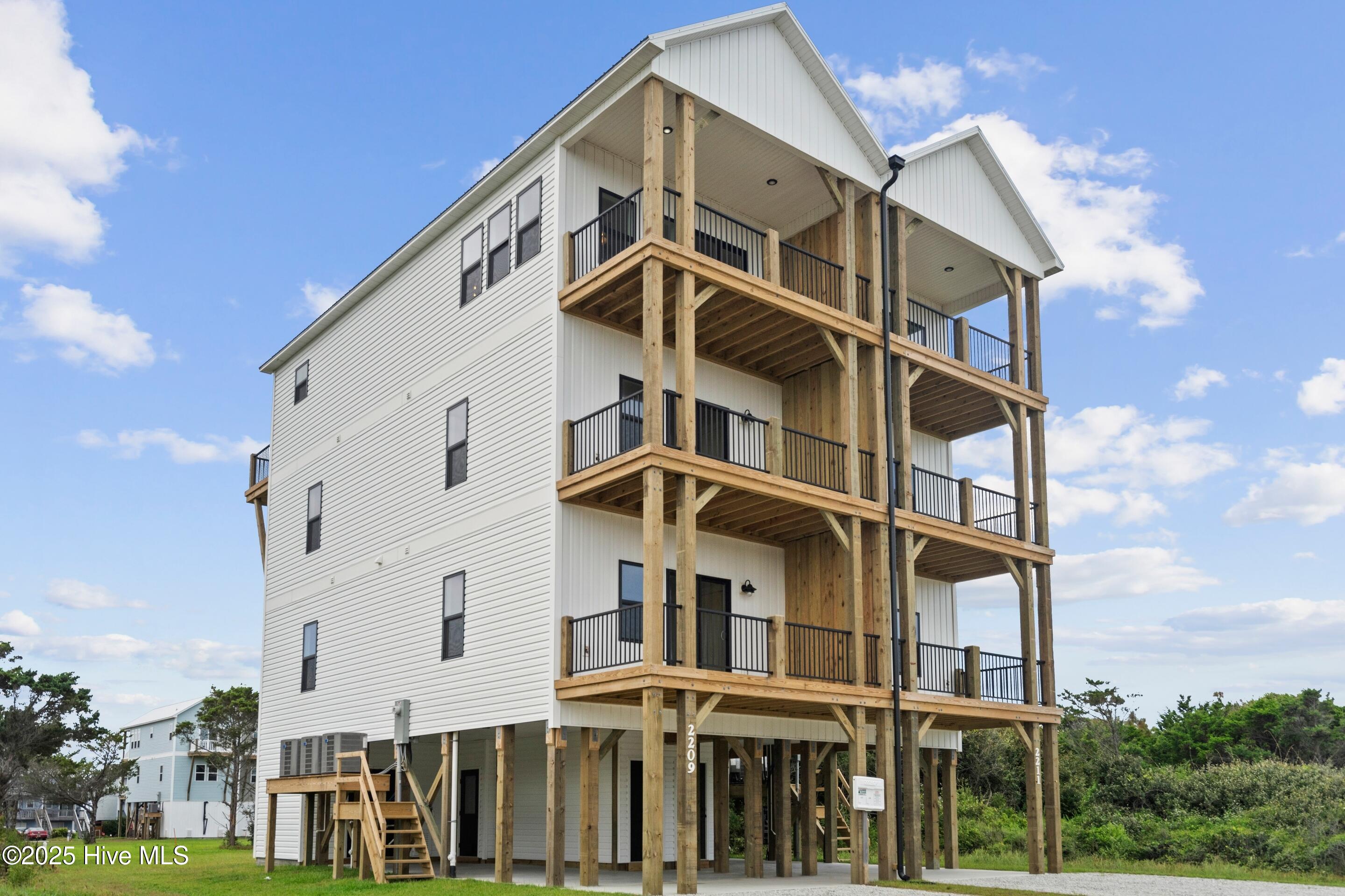 2211 New River Inlet Road 18b Property Photo 2